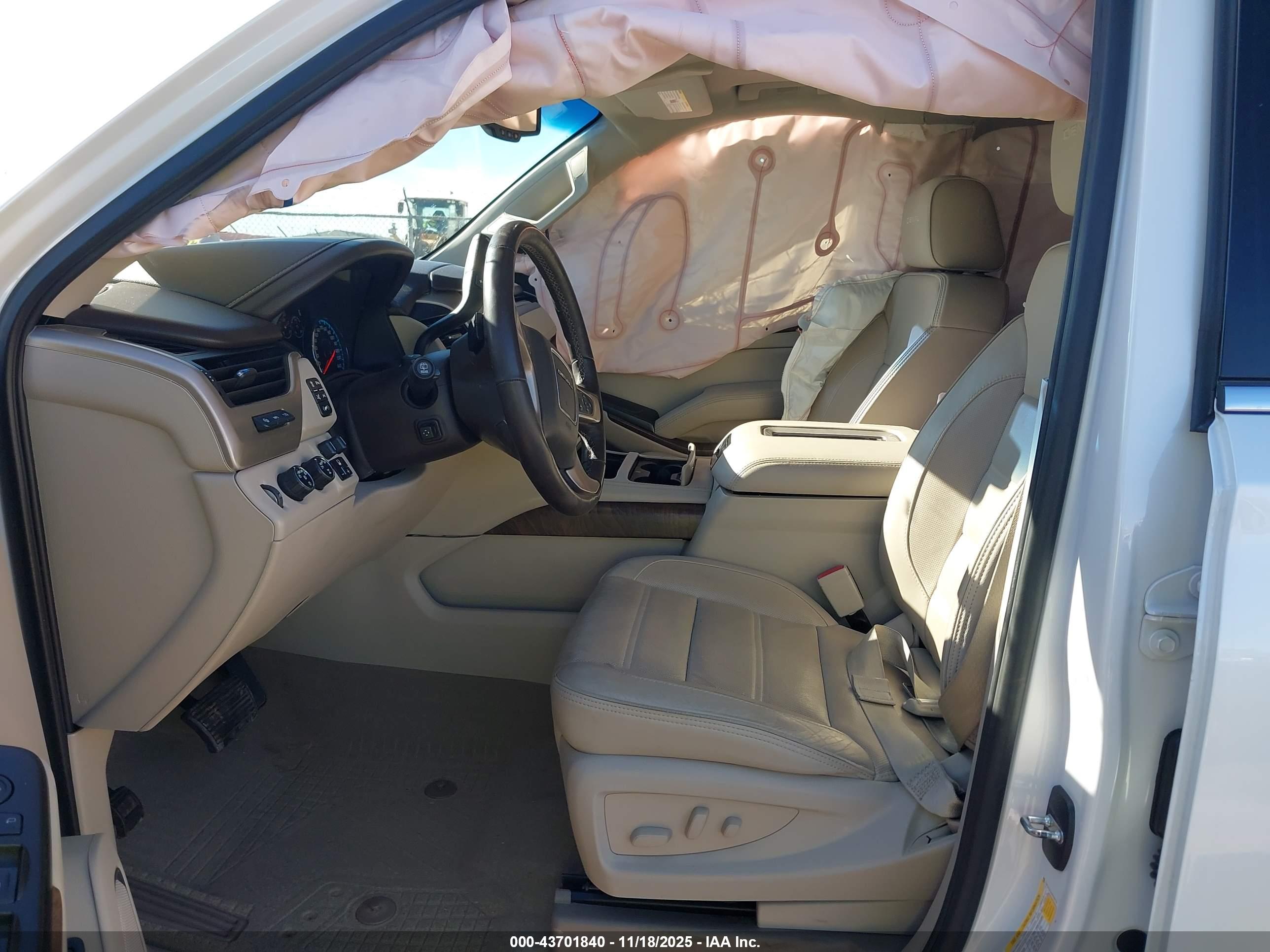 GMC YUKON image 5