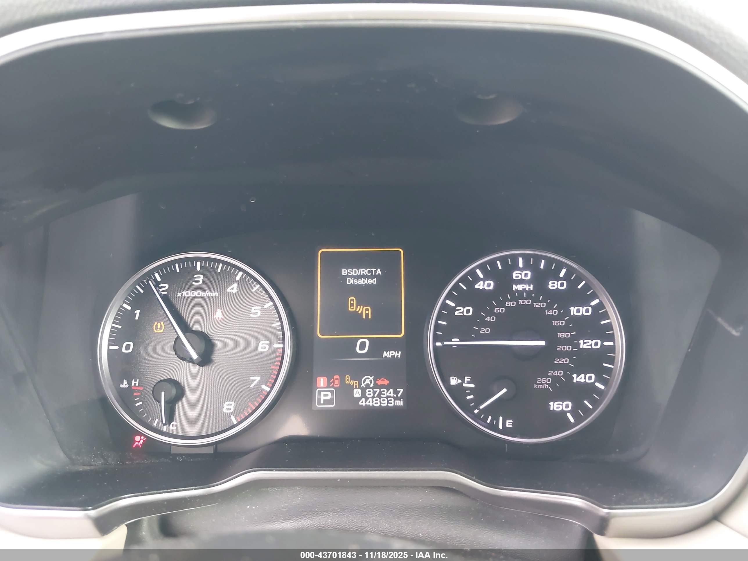 SUBARU OUTBACK image 7