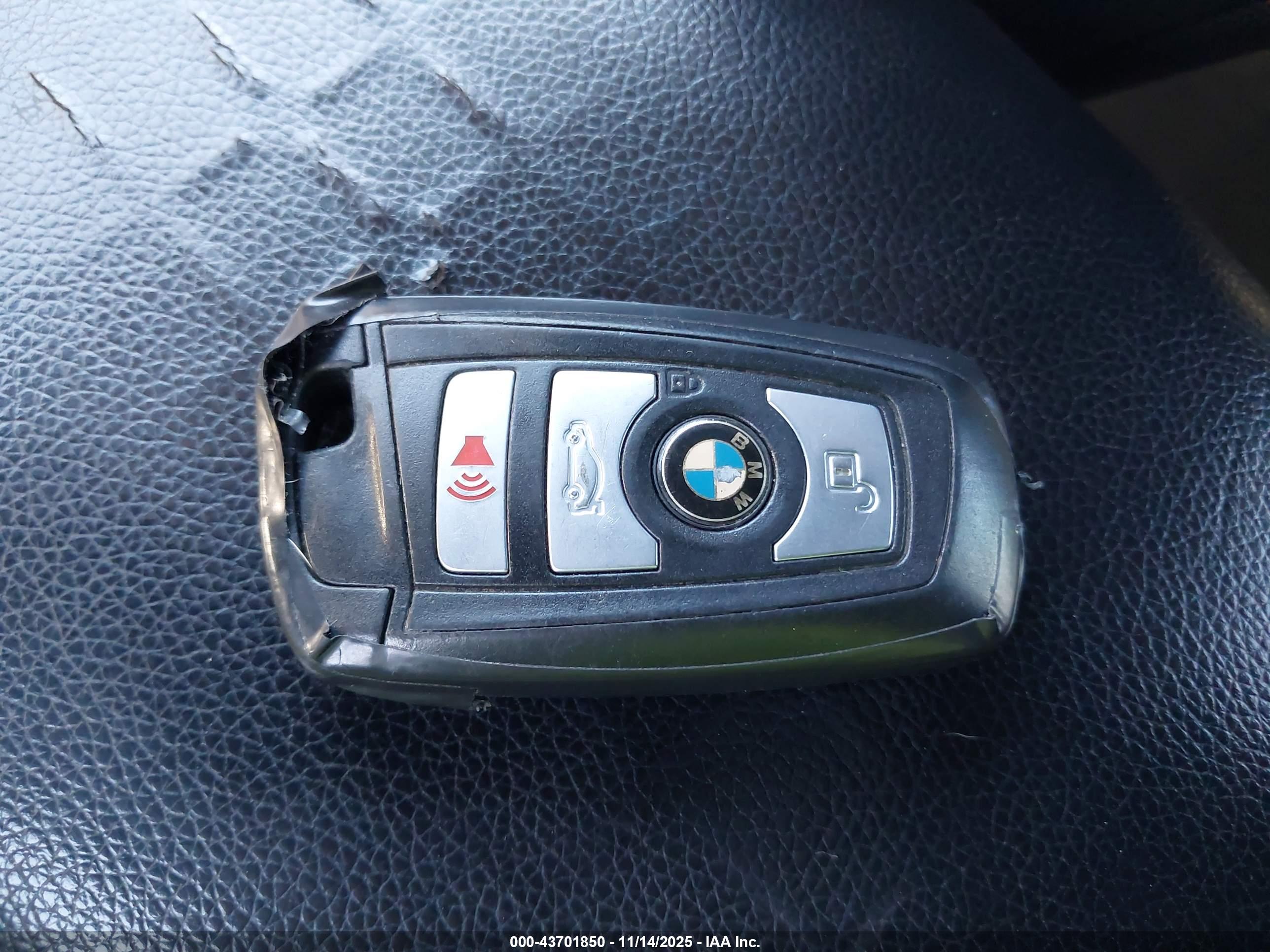 BMW 335I image 11