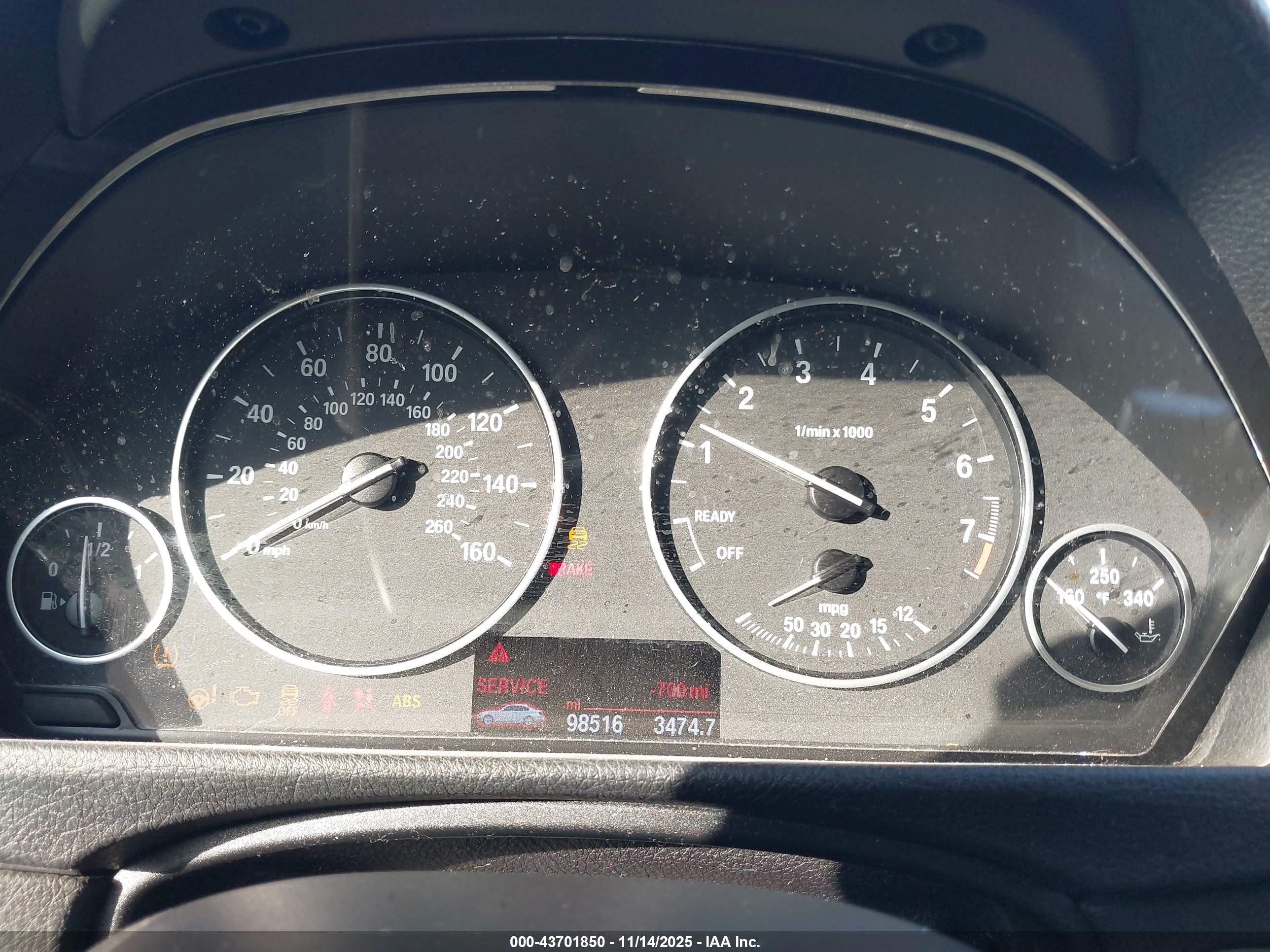 BMW 335I image 7
