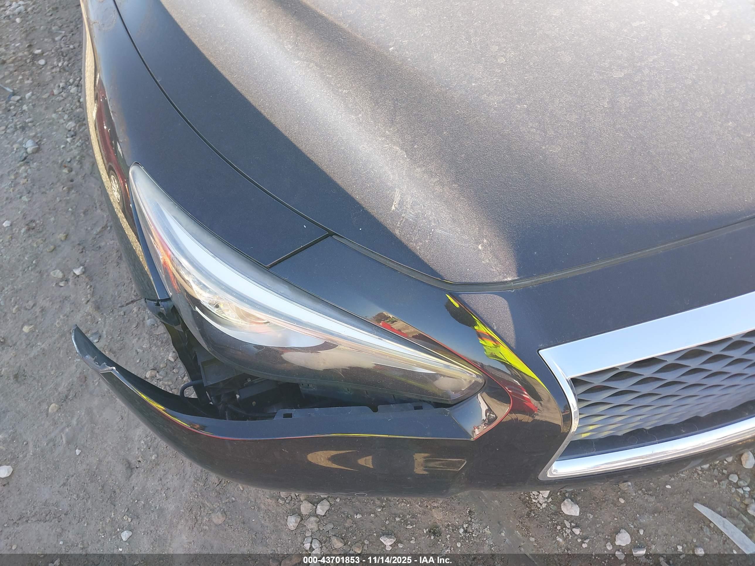 INFINITI Q50 image 6