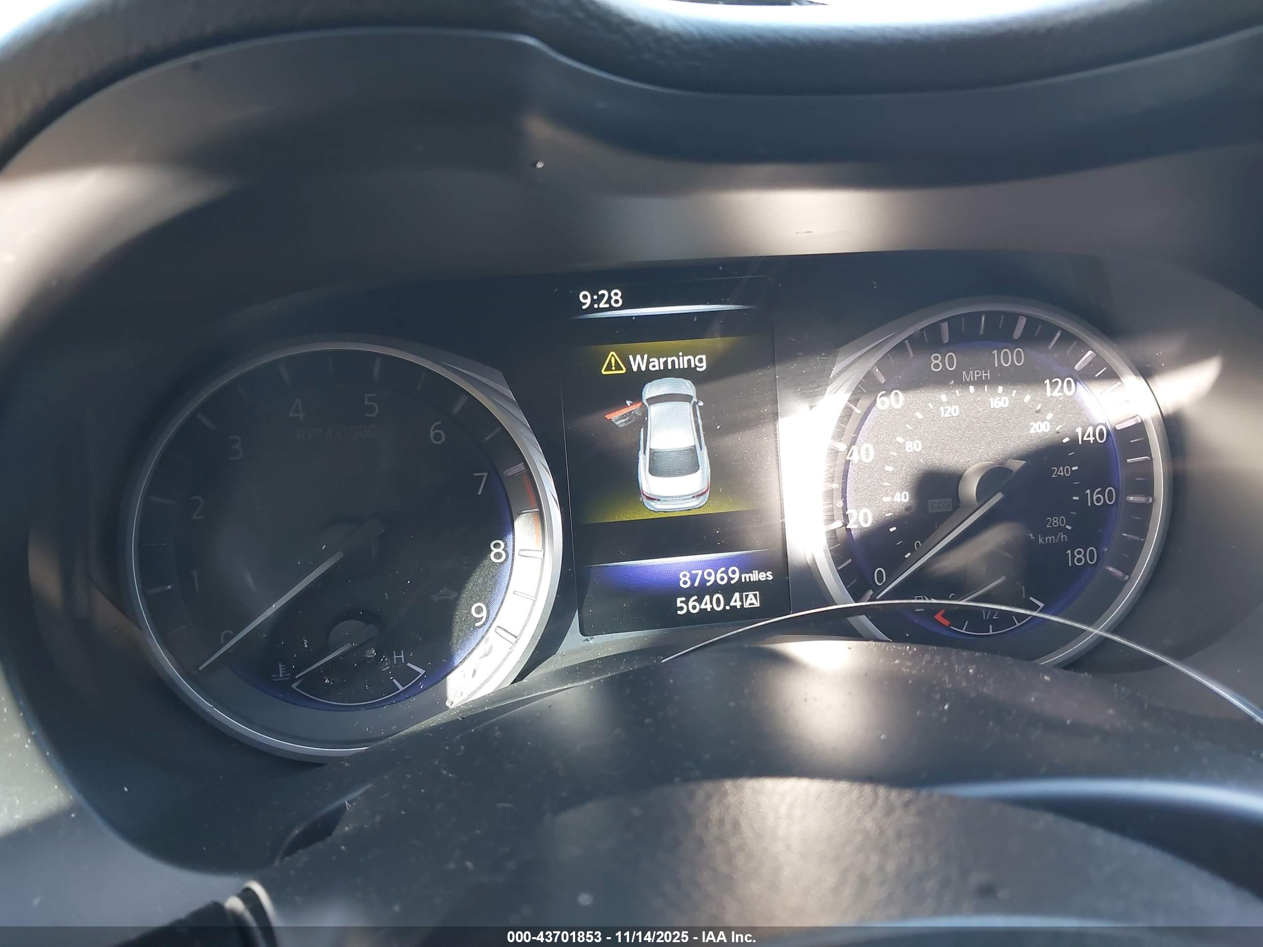 INFINITI Q50 image 7