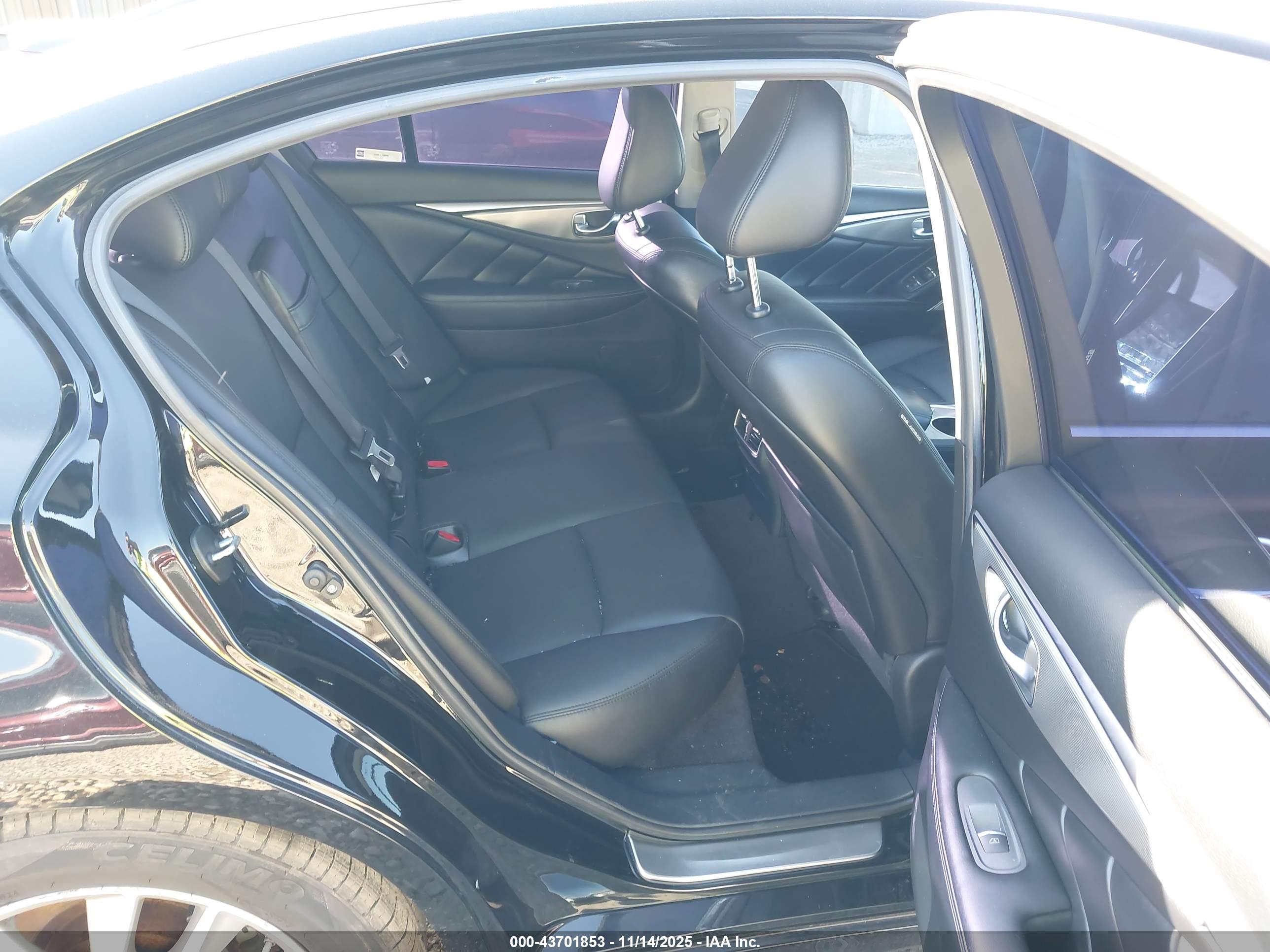 INFINITI Q50 image 8