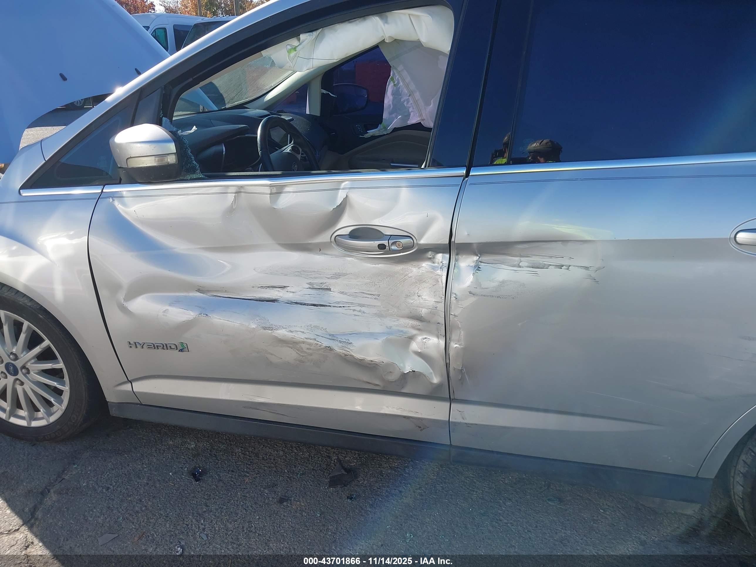 FORD C-MAX image 6
