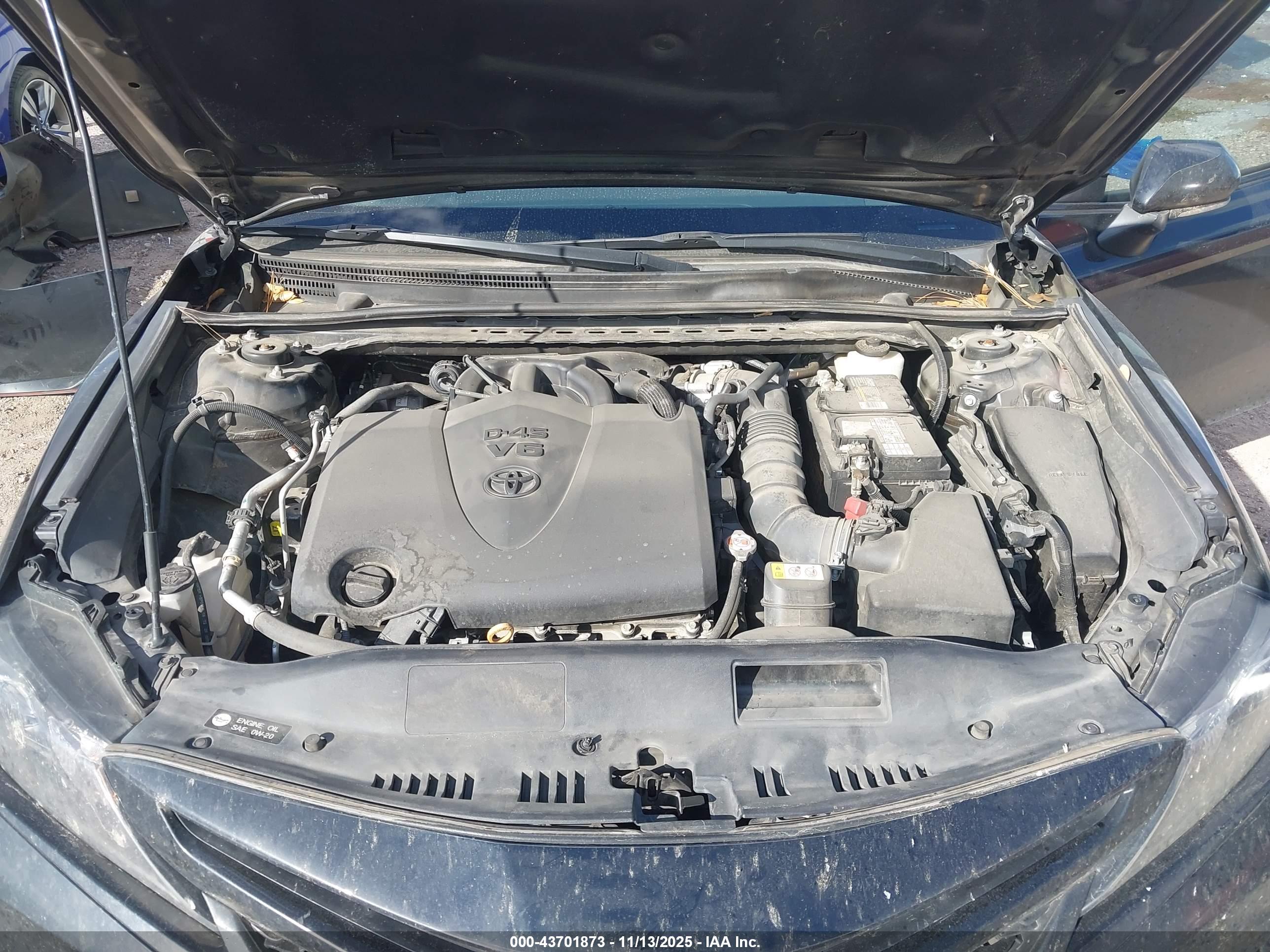 TOYOTA CAMRY image 10
