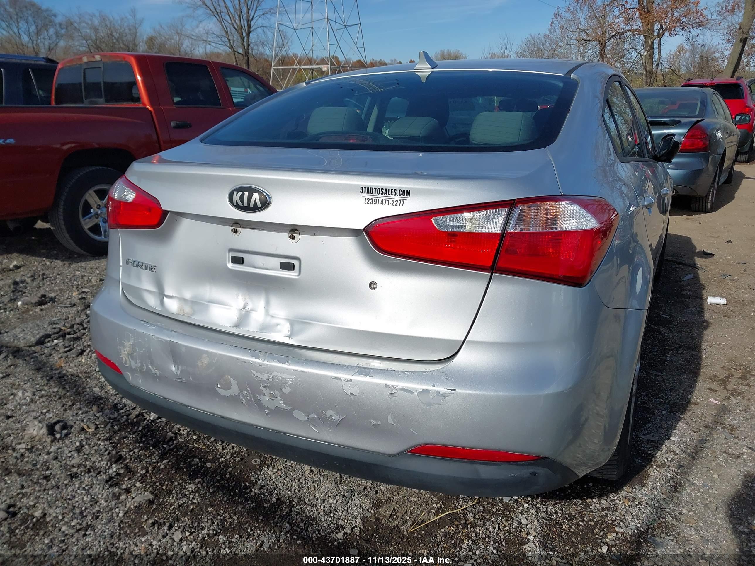 KIA FORTE image 6