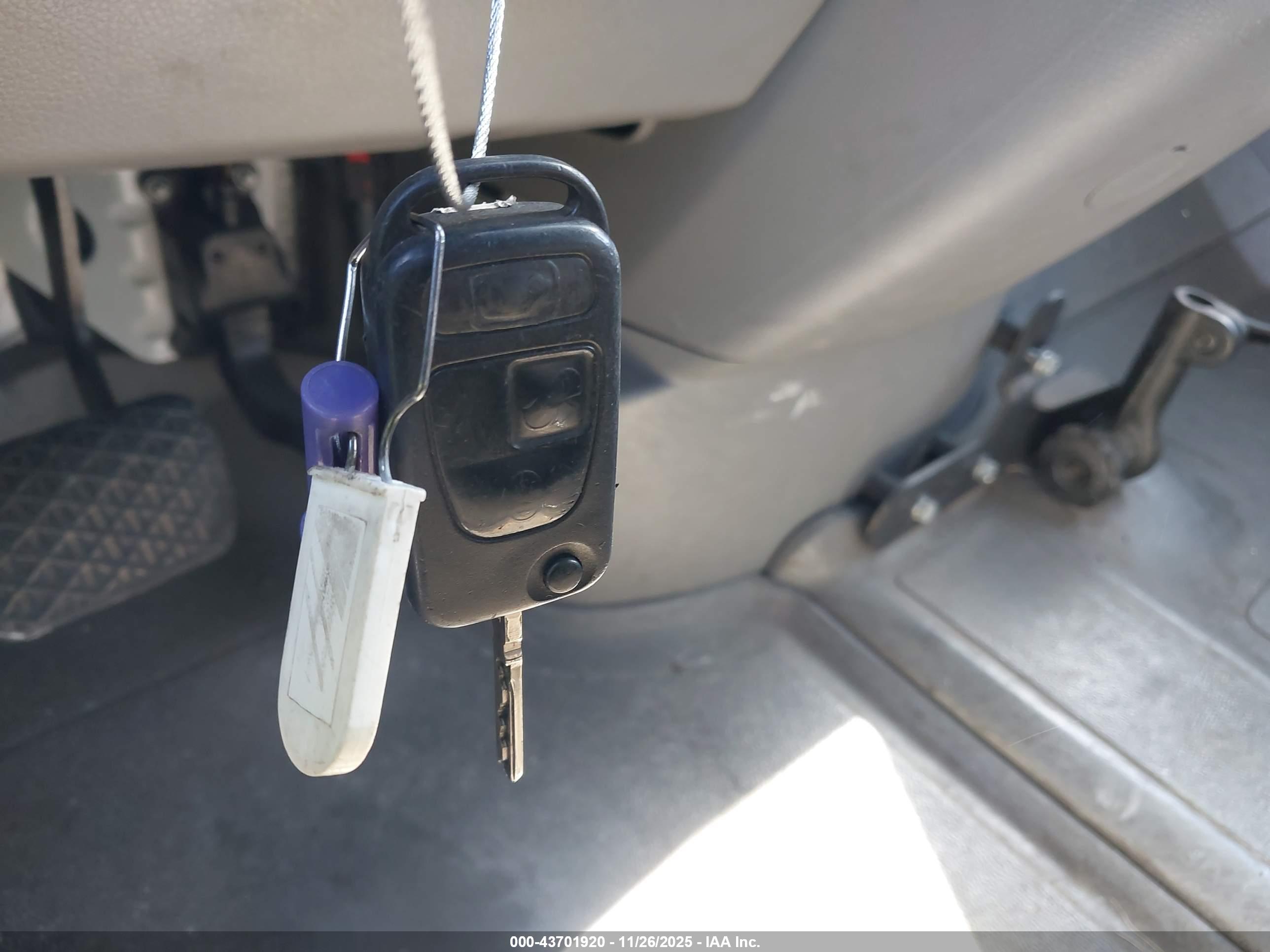 MERCEDES-BENZ SPRINTER image 11