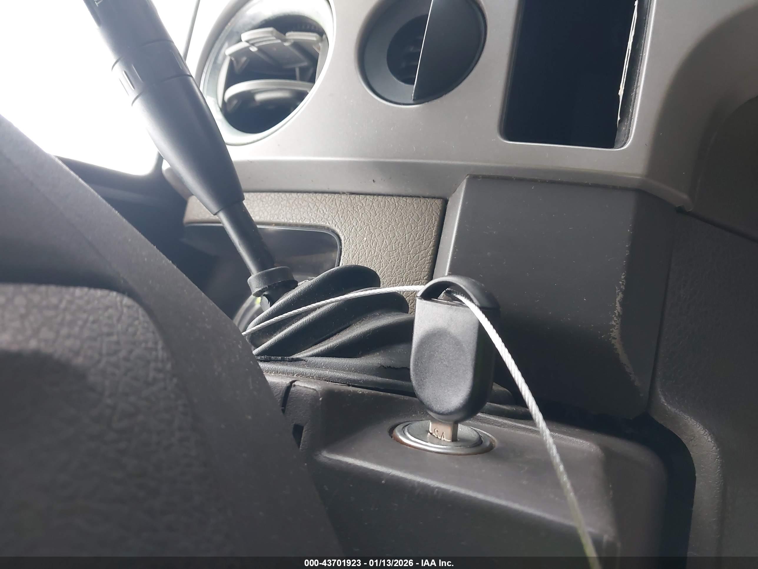 FORD F-150 image 11