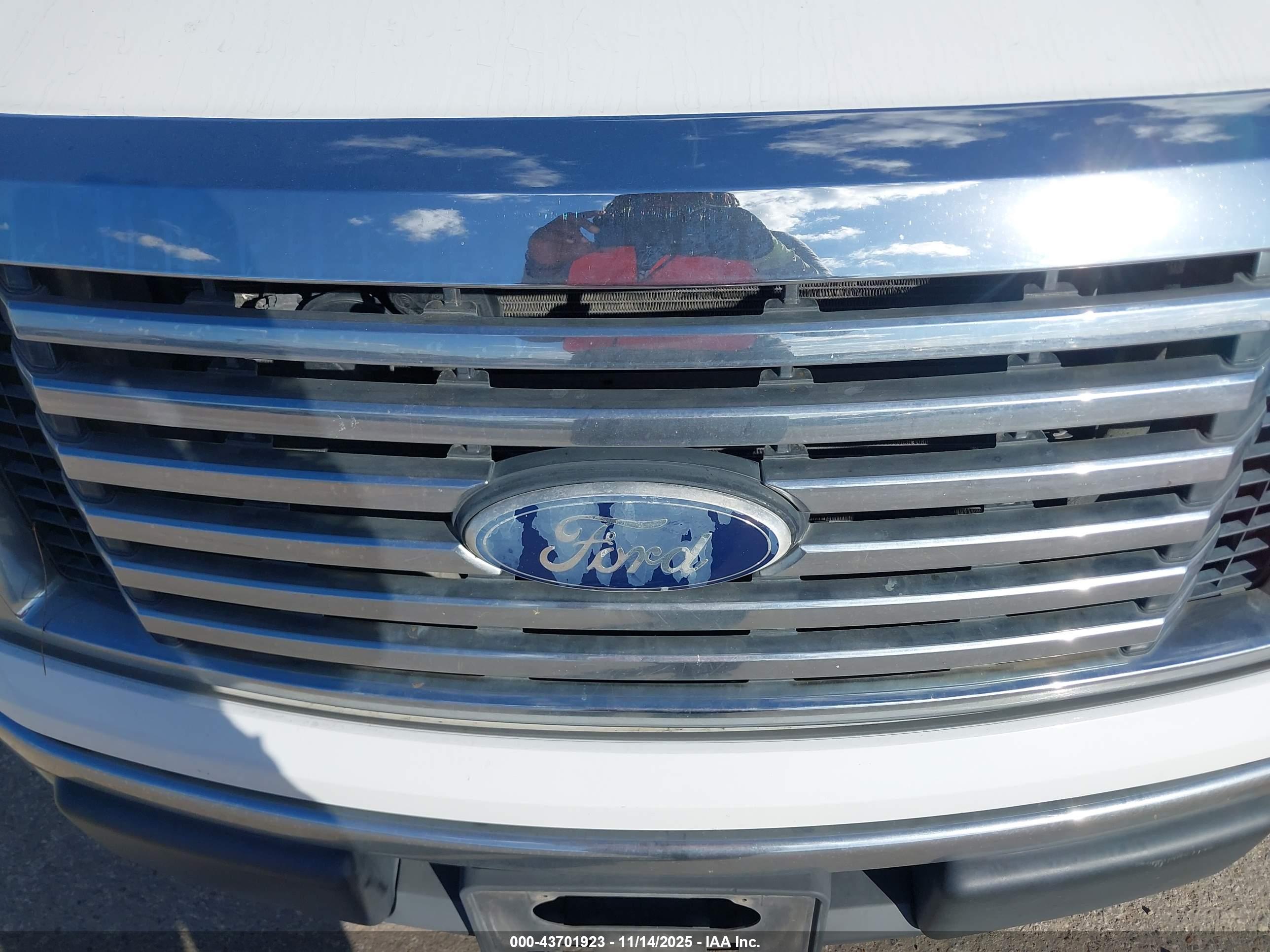 FORD F-150 image 6