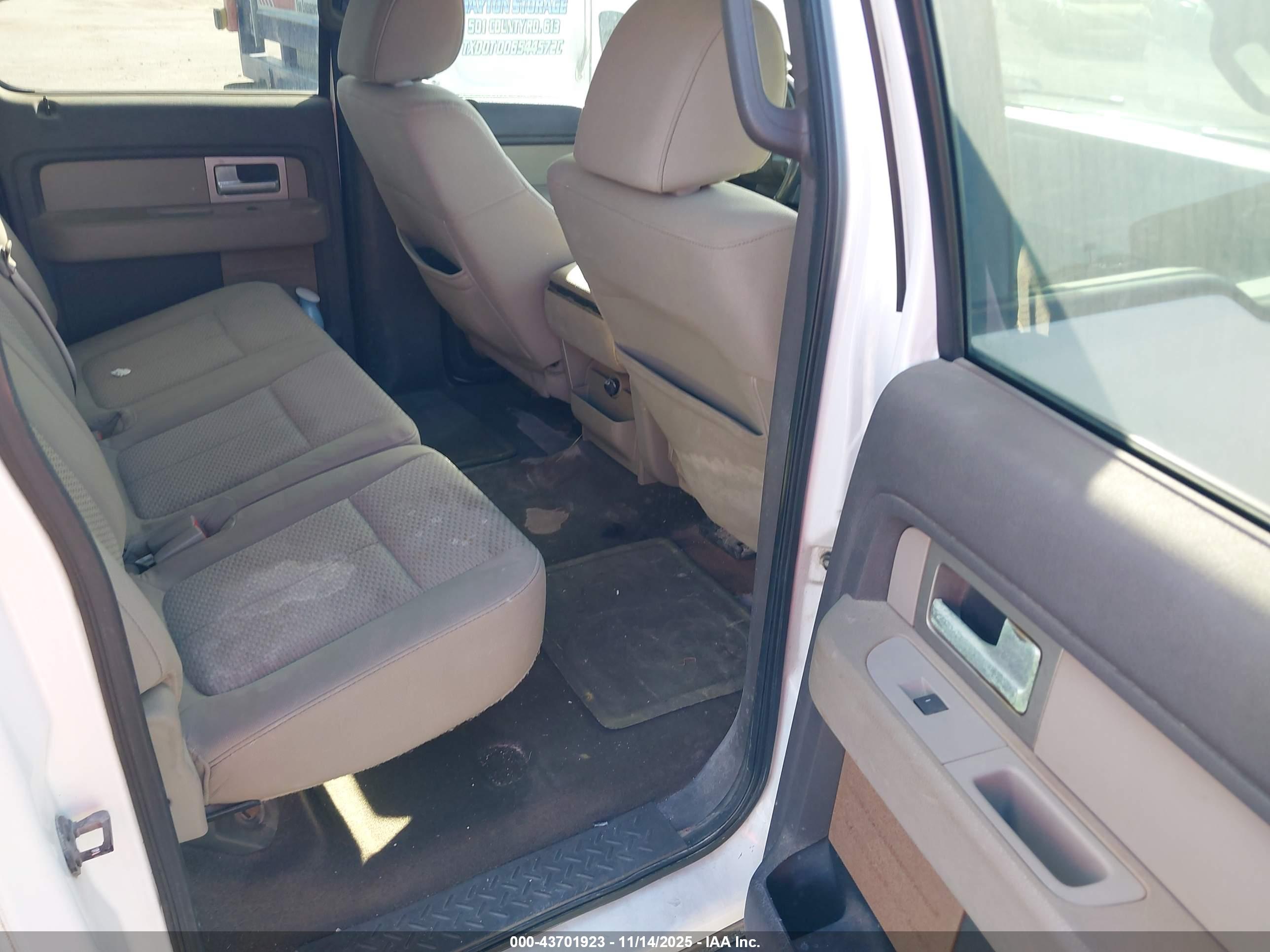 FORD F-150 image 8