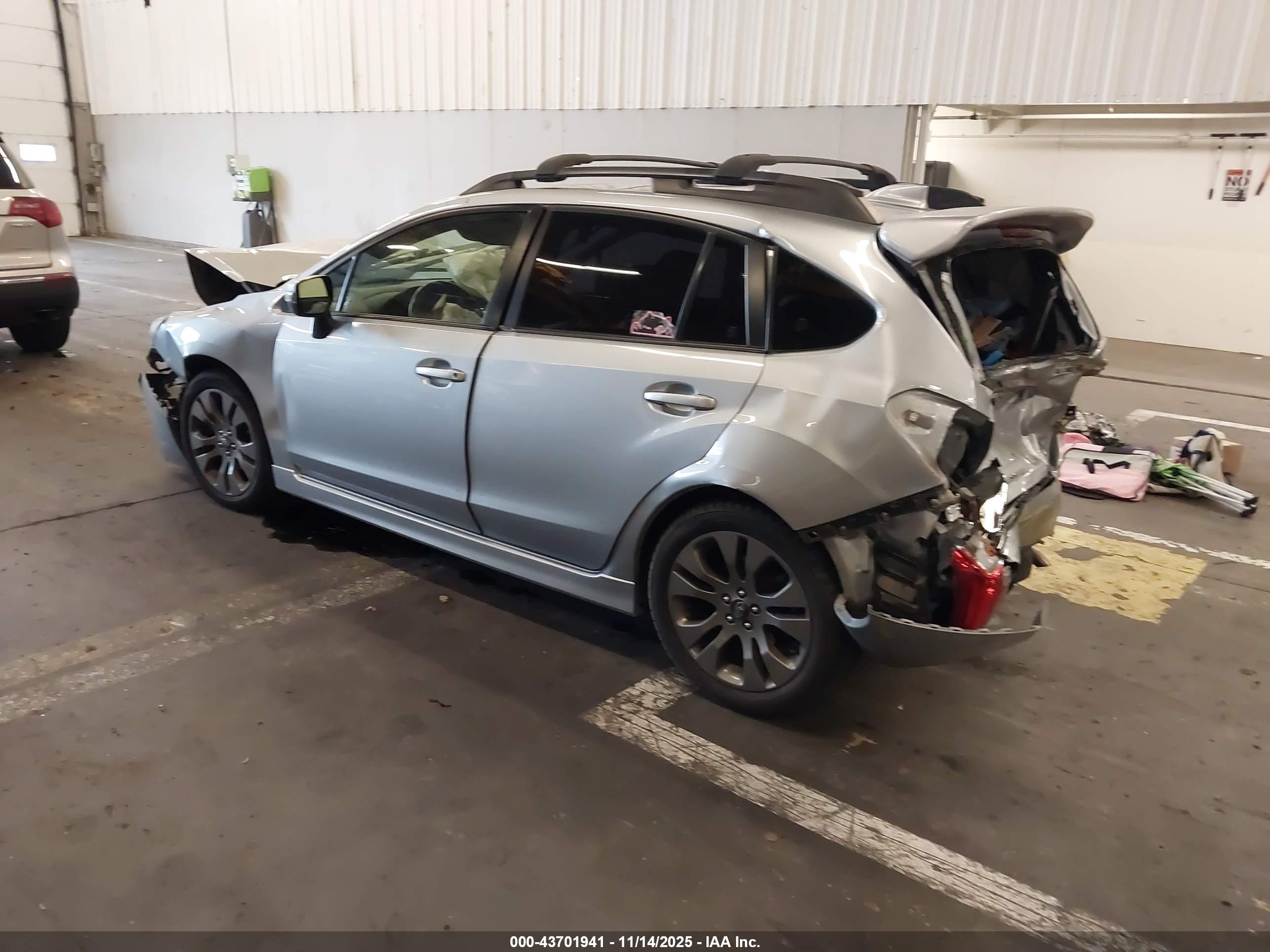 SUBARU IMPREZA image 3