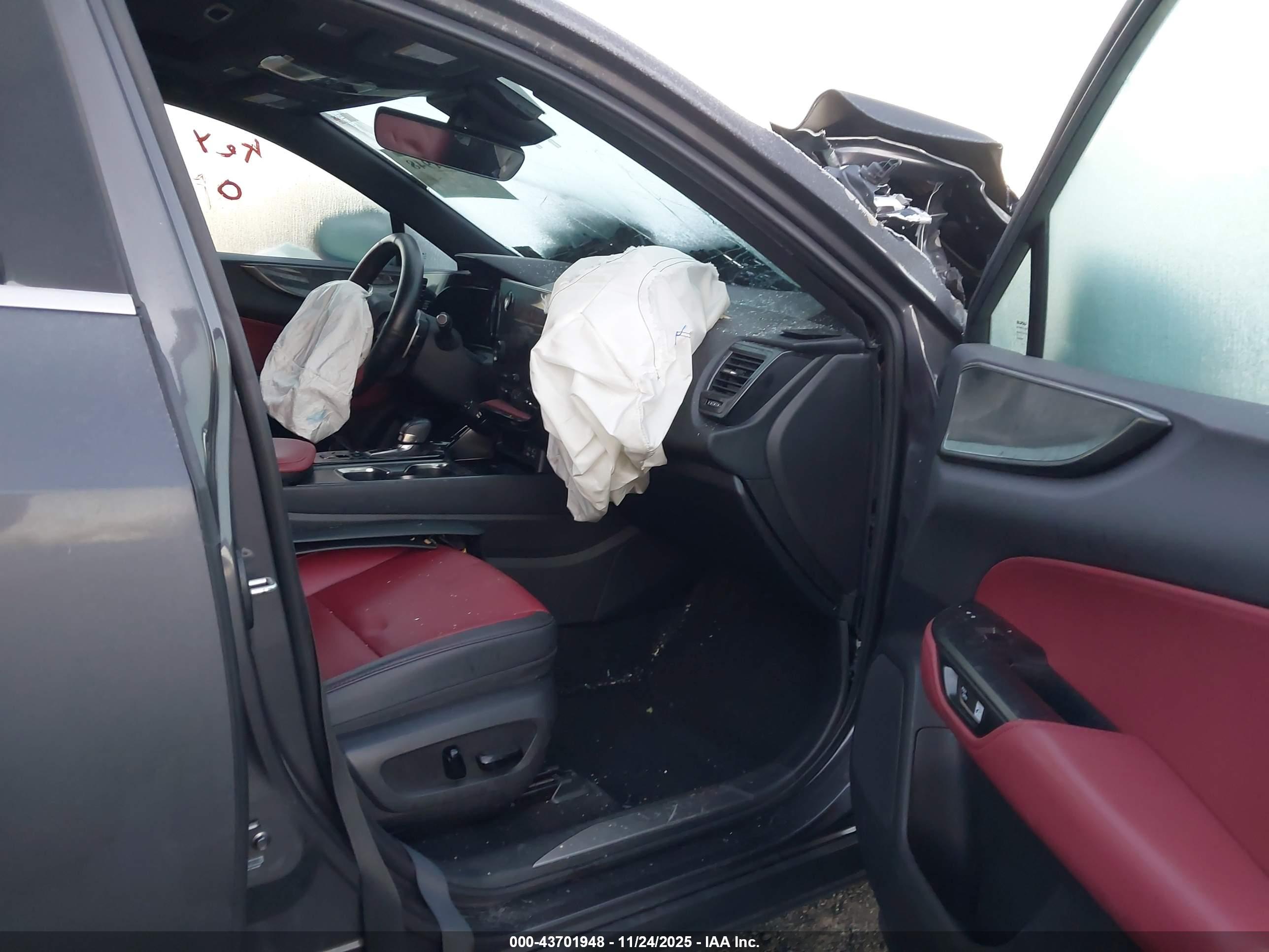 LEXUS NX image 5