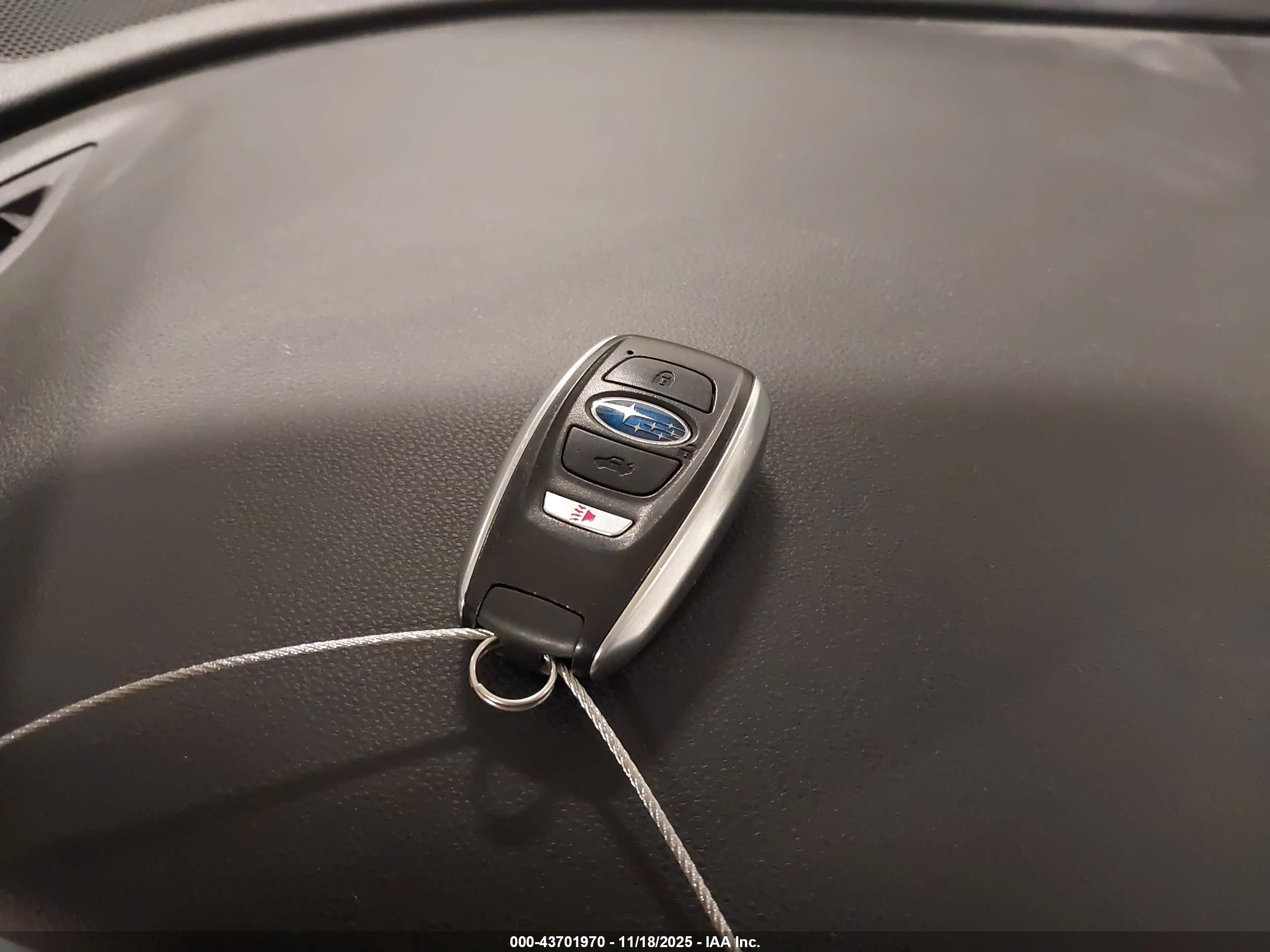SUBARU OUTBACK image 11
