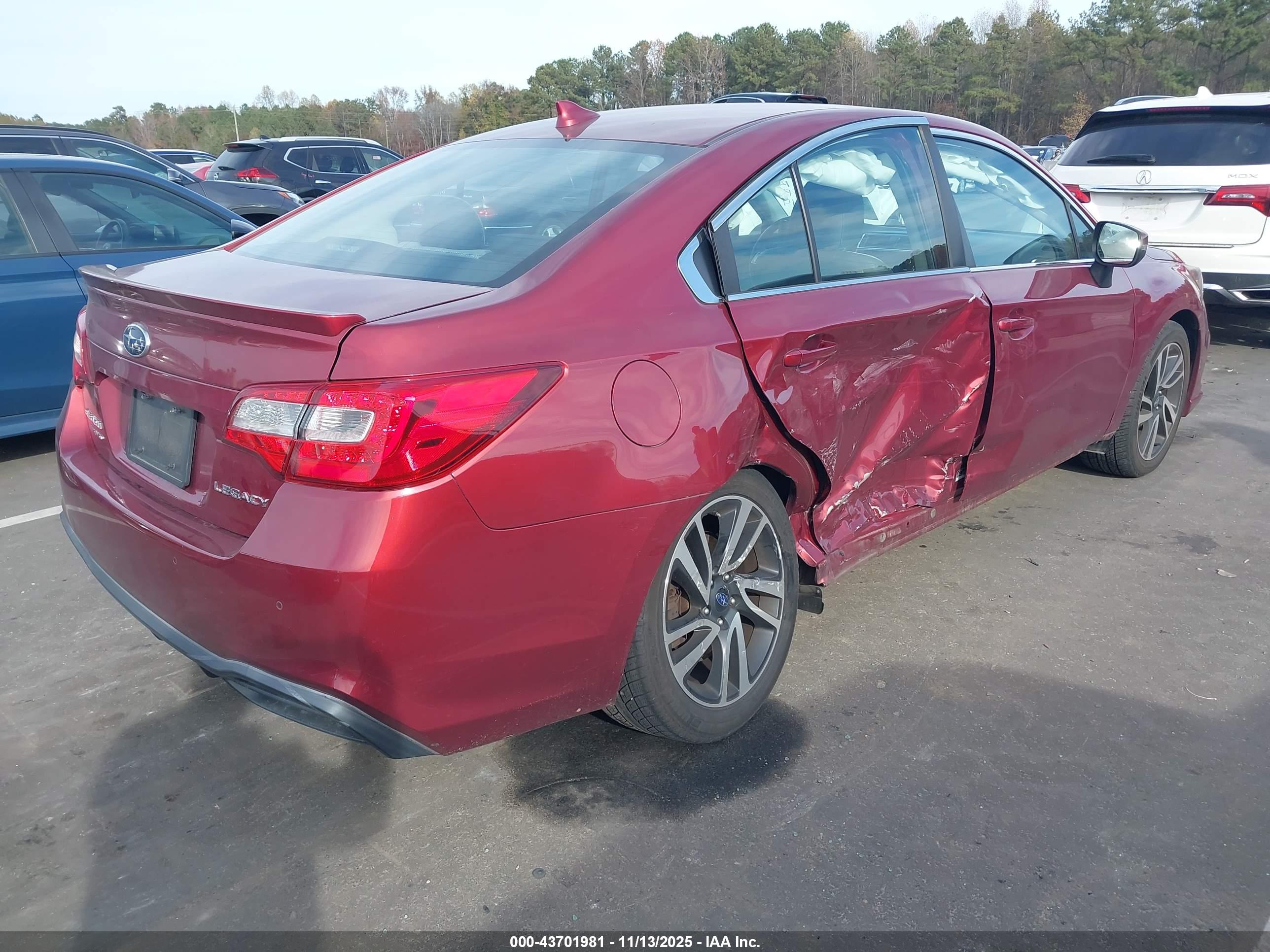 SUBARU LEGACY image 4