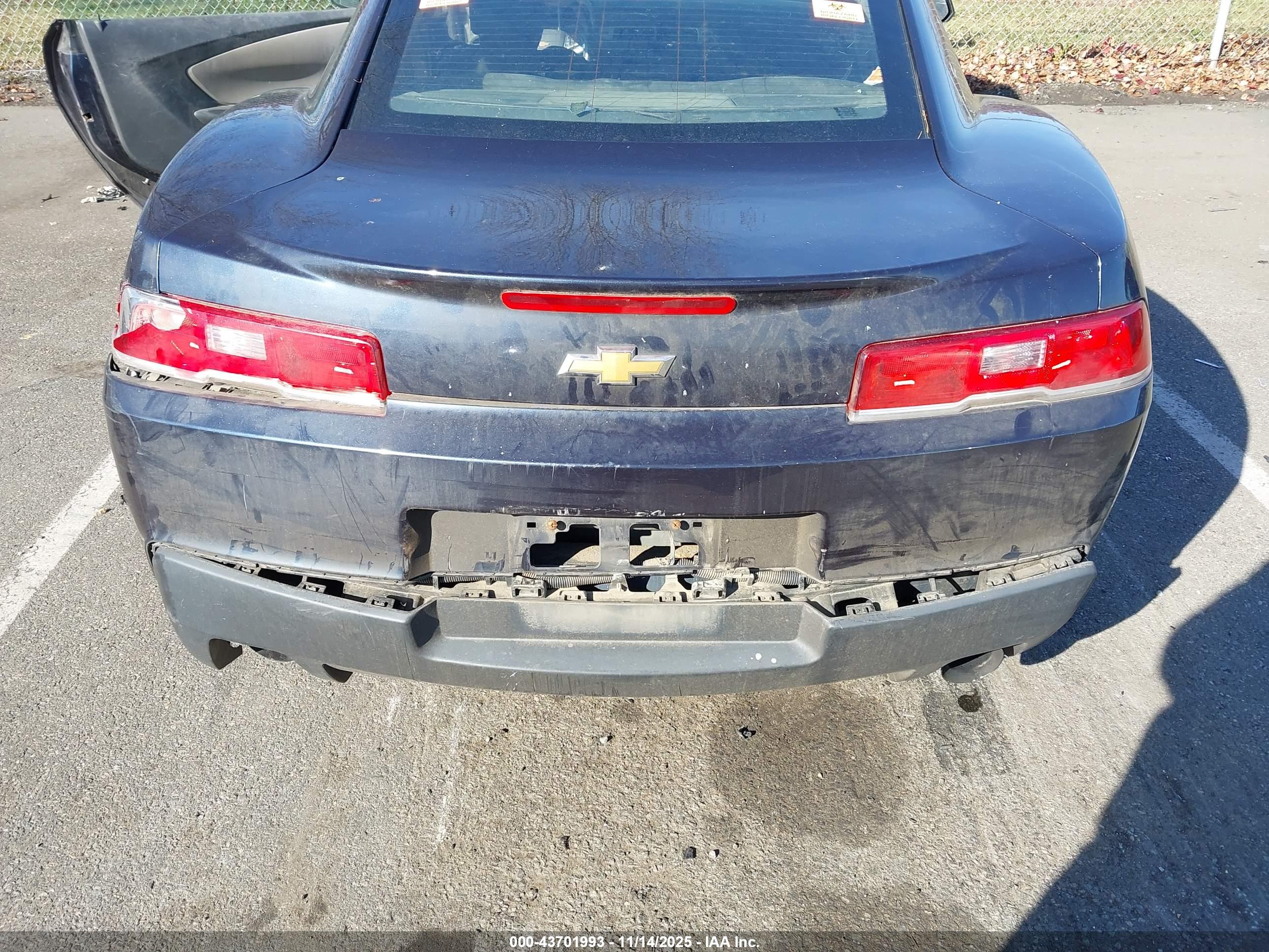 CHEVROLET CAMARO image 6