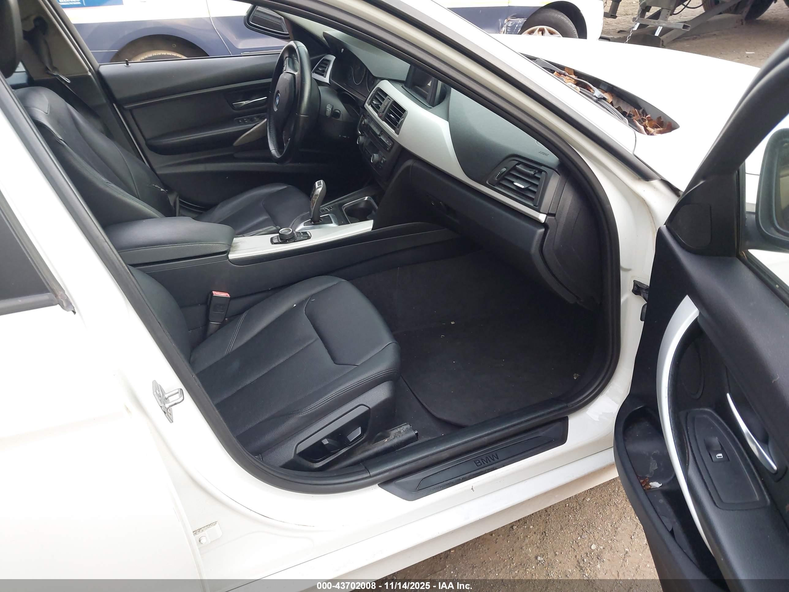 BMW 328I image 5