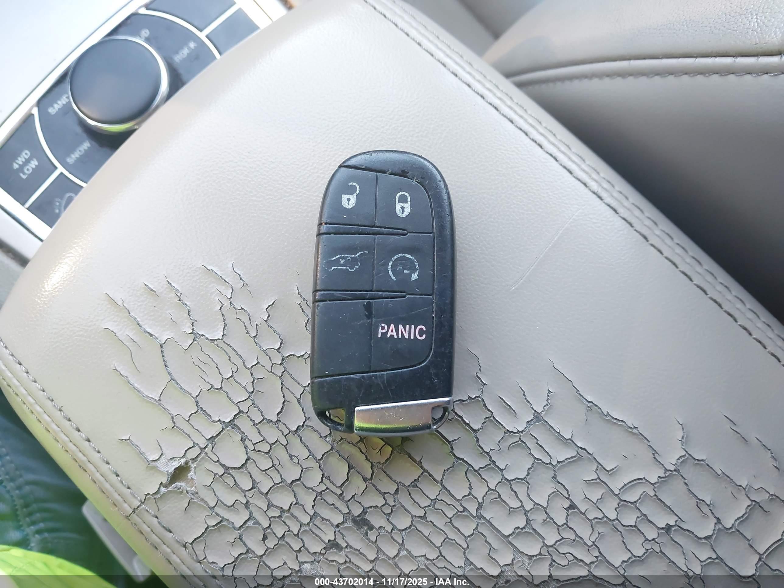 JEEP GRAND image 11