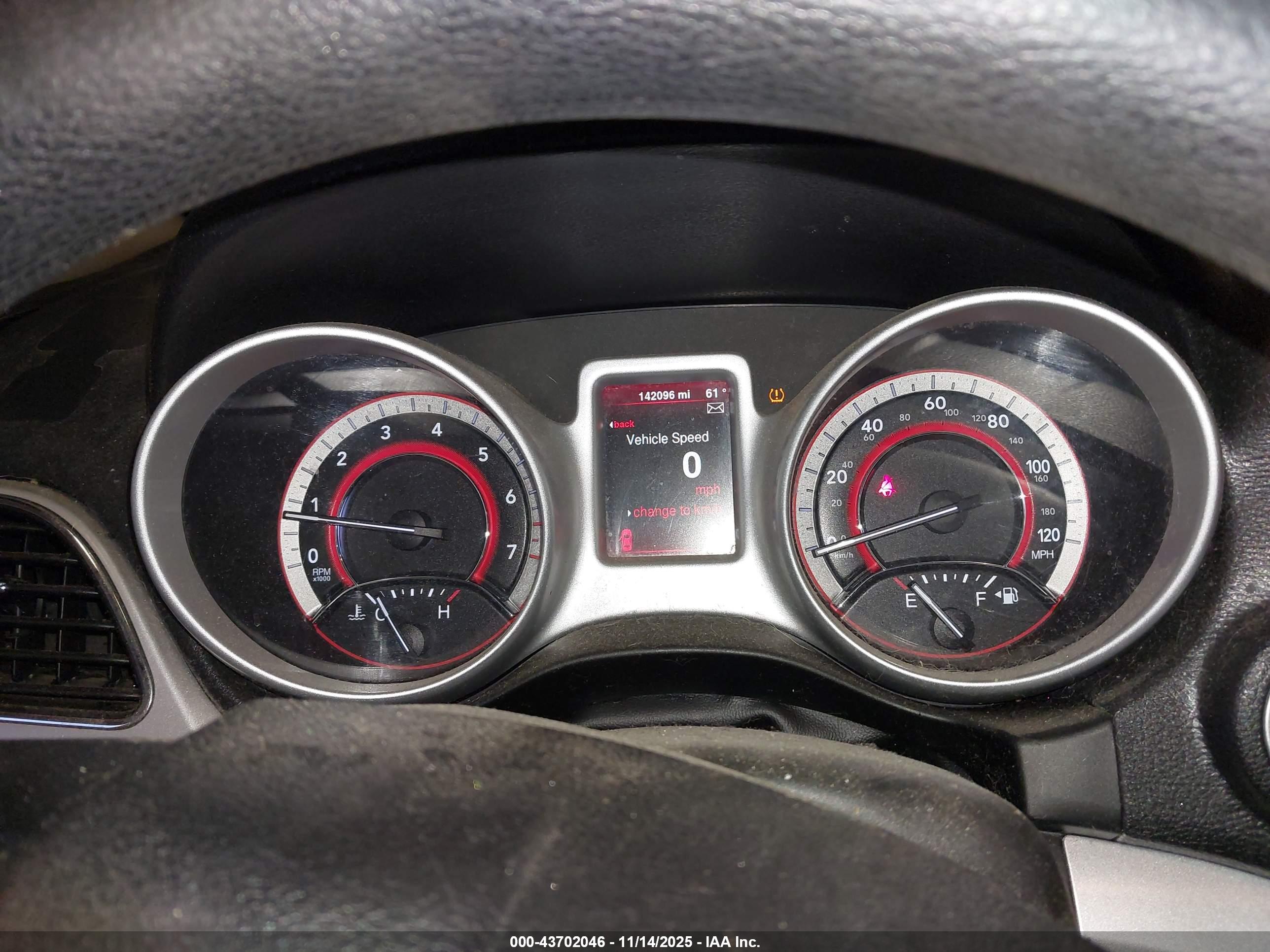 DODGE JOURNEY image 7
