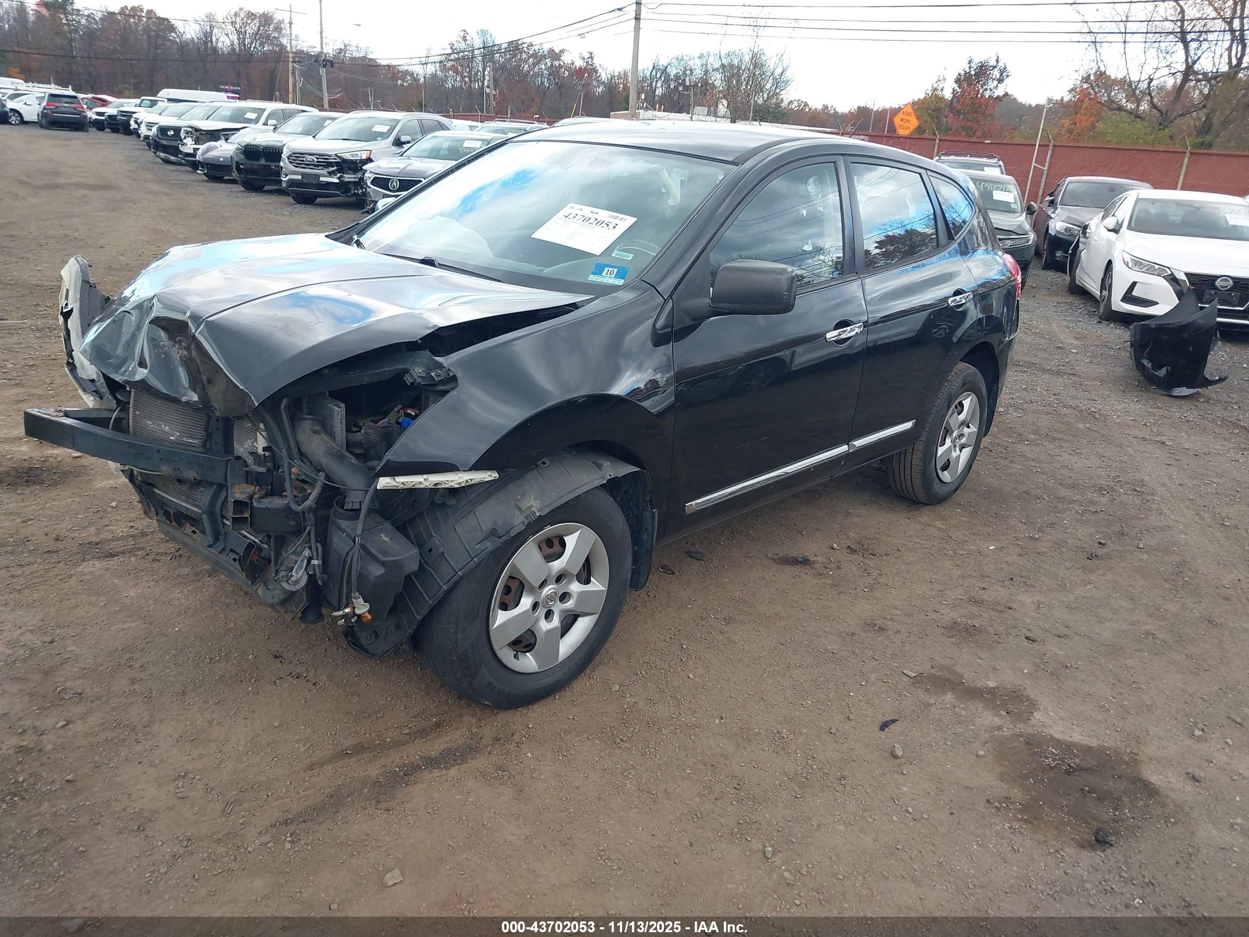 NISSAN ROGUE image 2