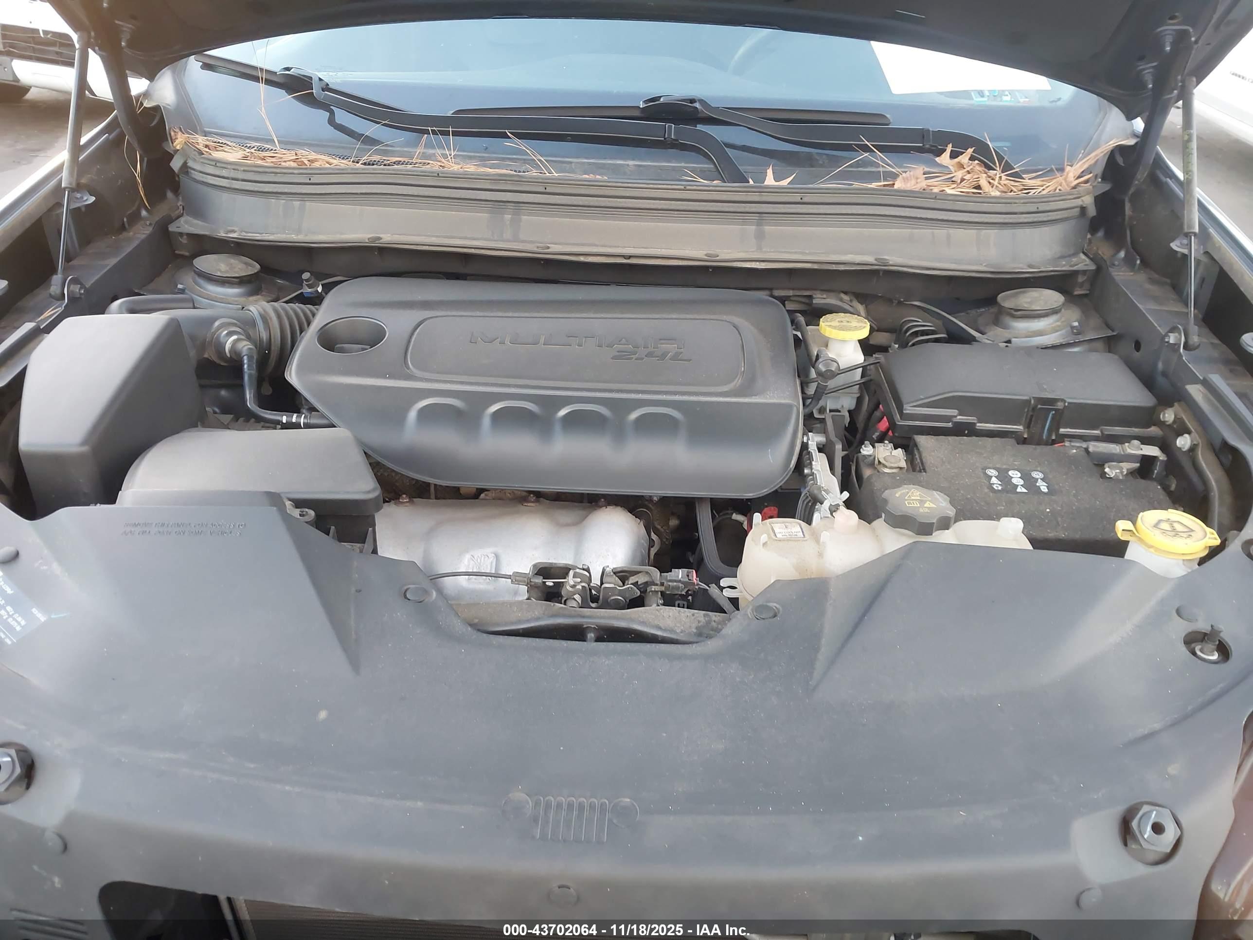 JEEP CHEROKEE image 10