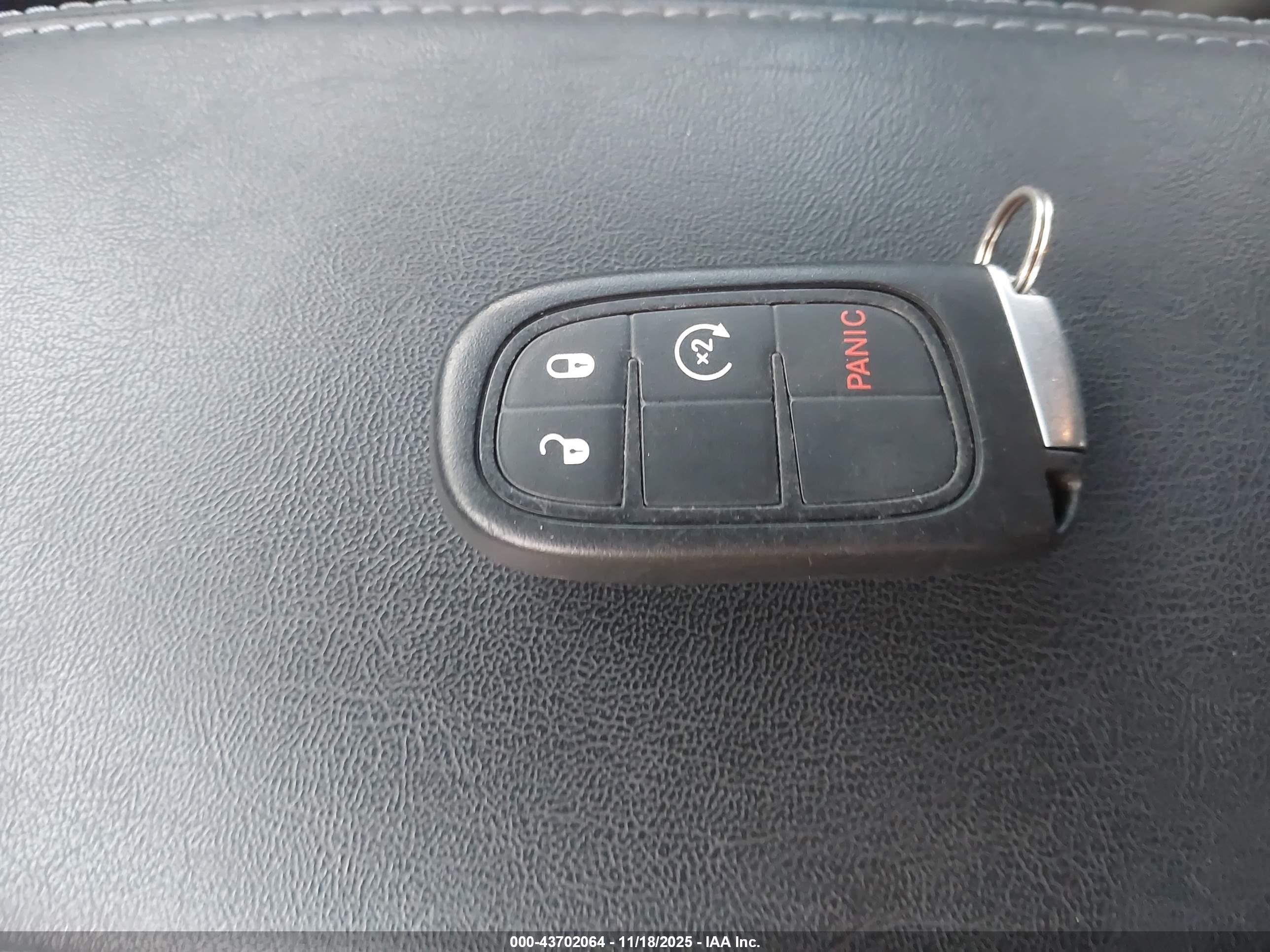 JEEP CHEROKEE image 11