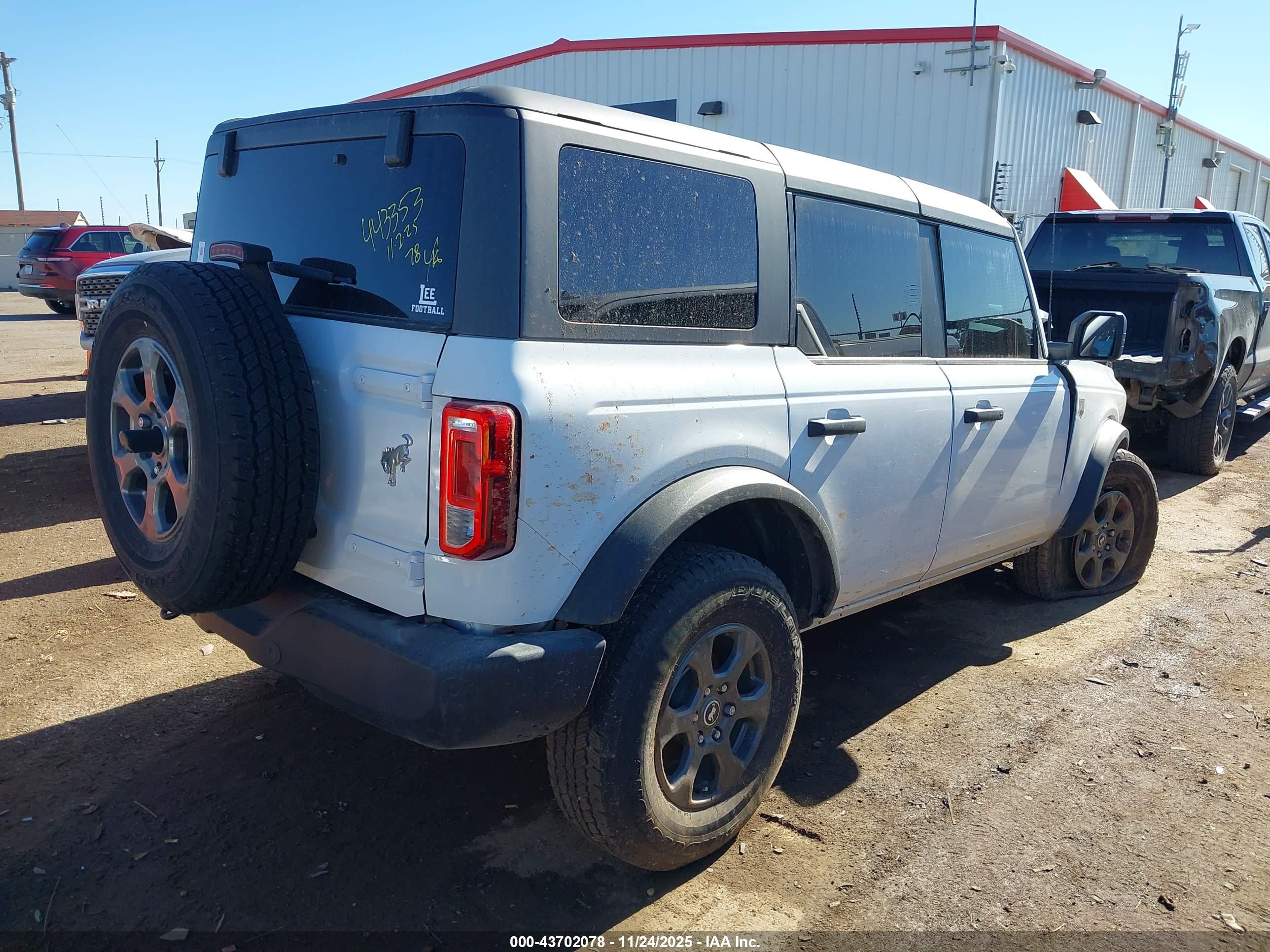 FORD BRONCO image 4
