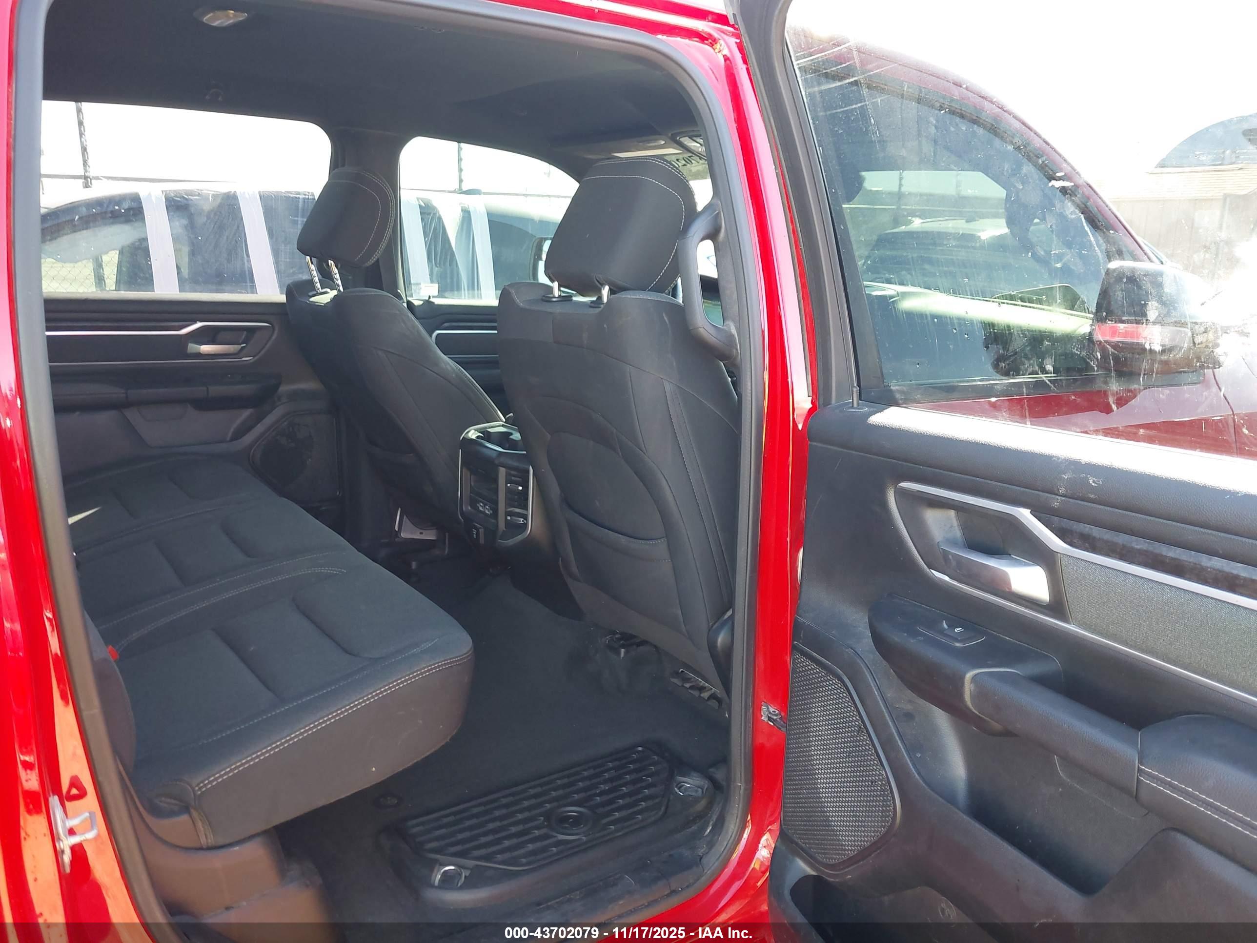 RAM 1500 image 8