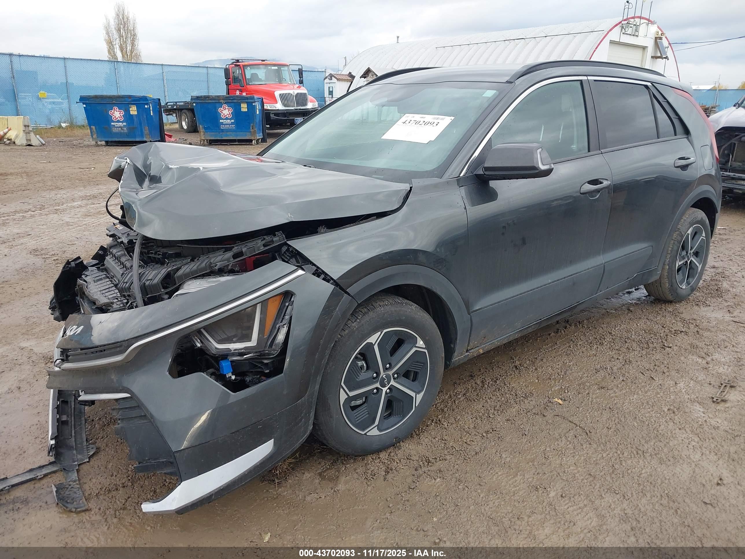 KIA NIRO image 2