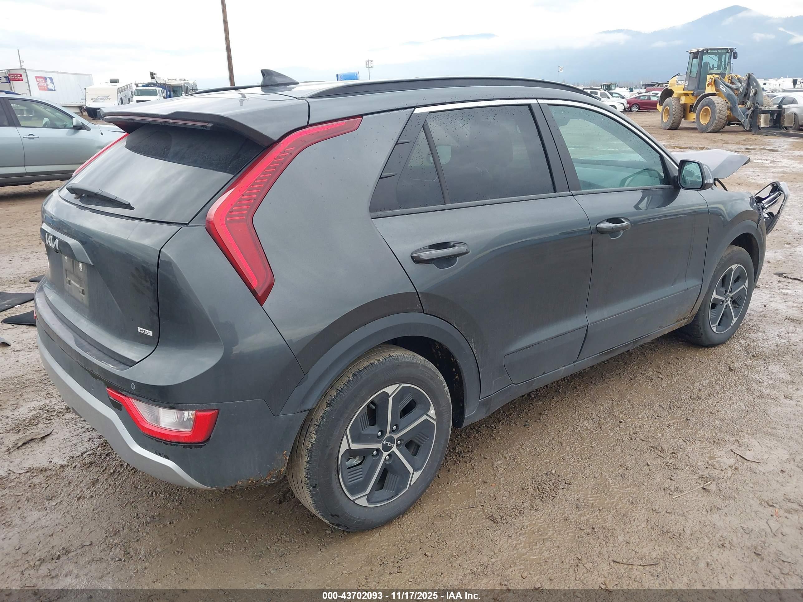 KIA NIRO image 4