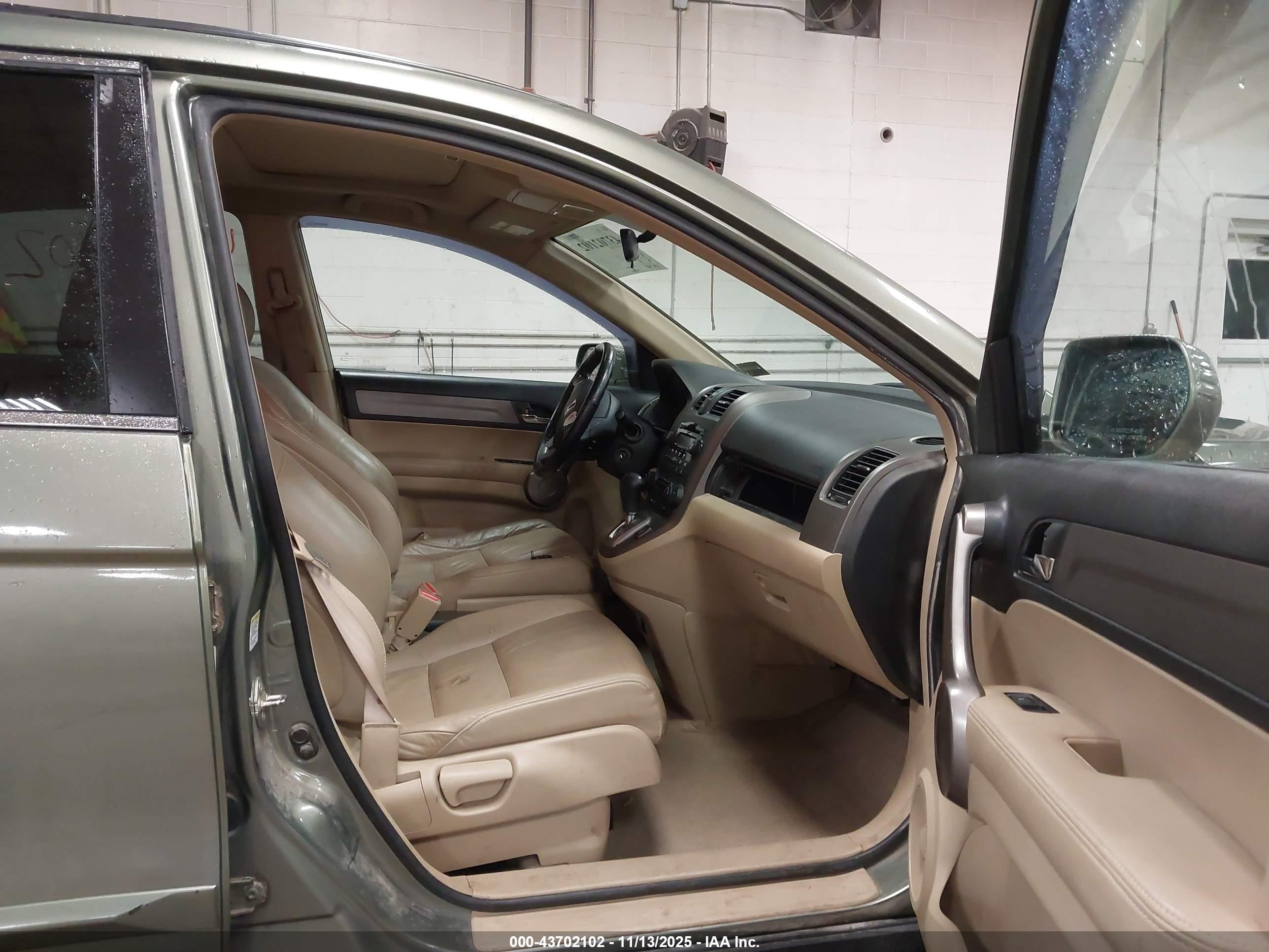 HONDA CR-V image 5