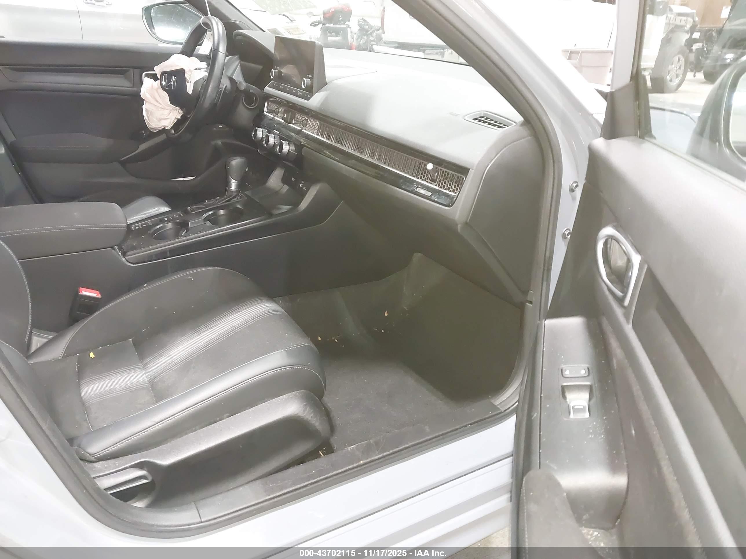 HONDA CIVIC image 5