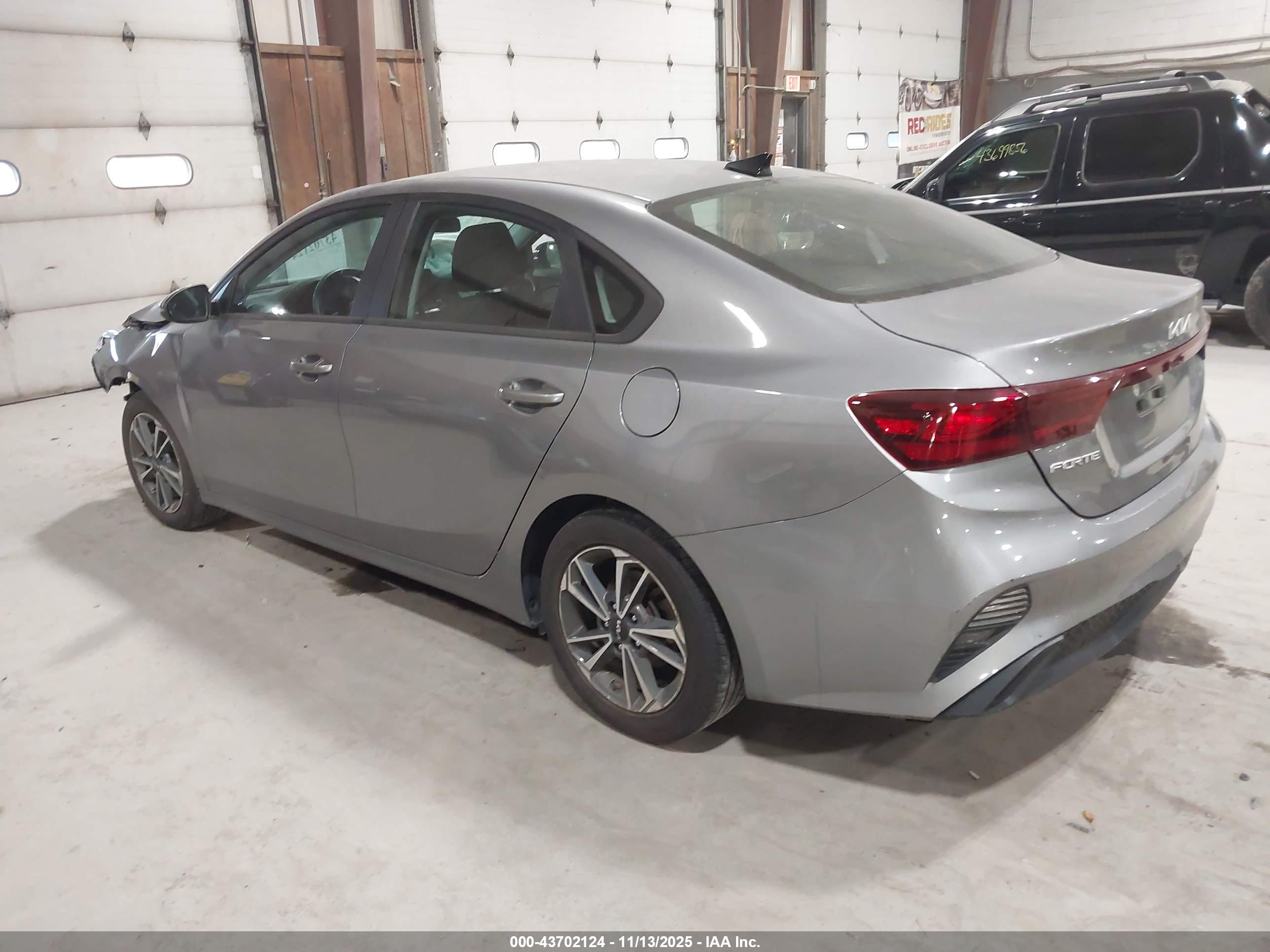 KIA FORTE image 3