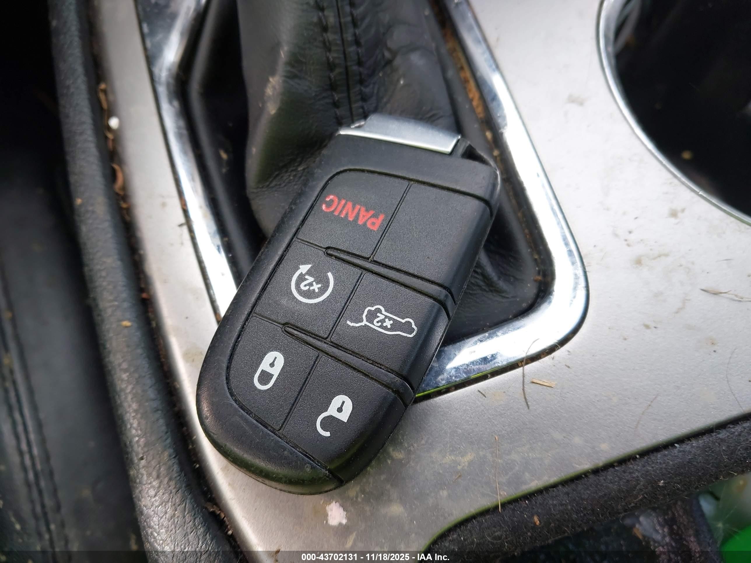 JEEP GRAND image 11