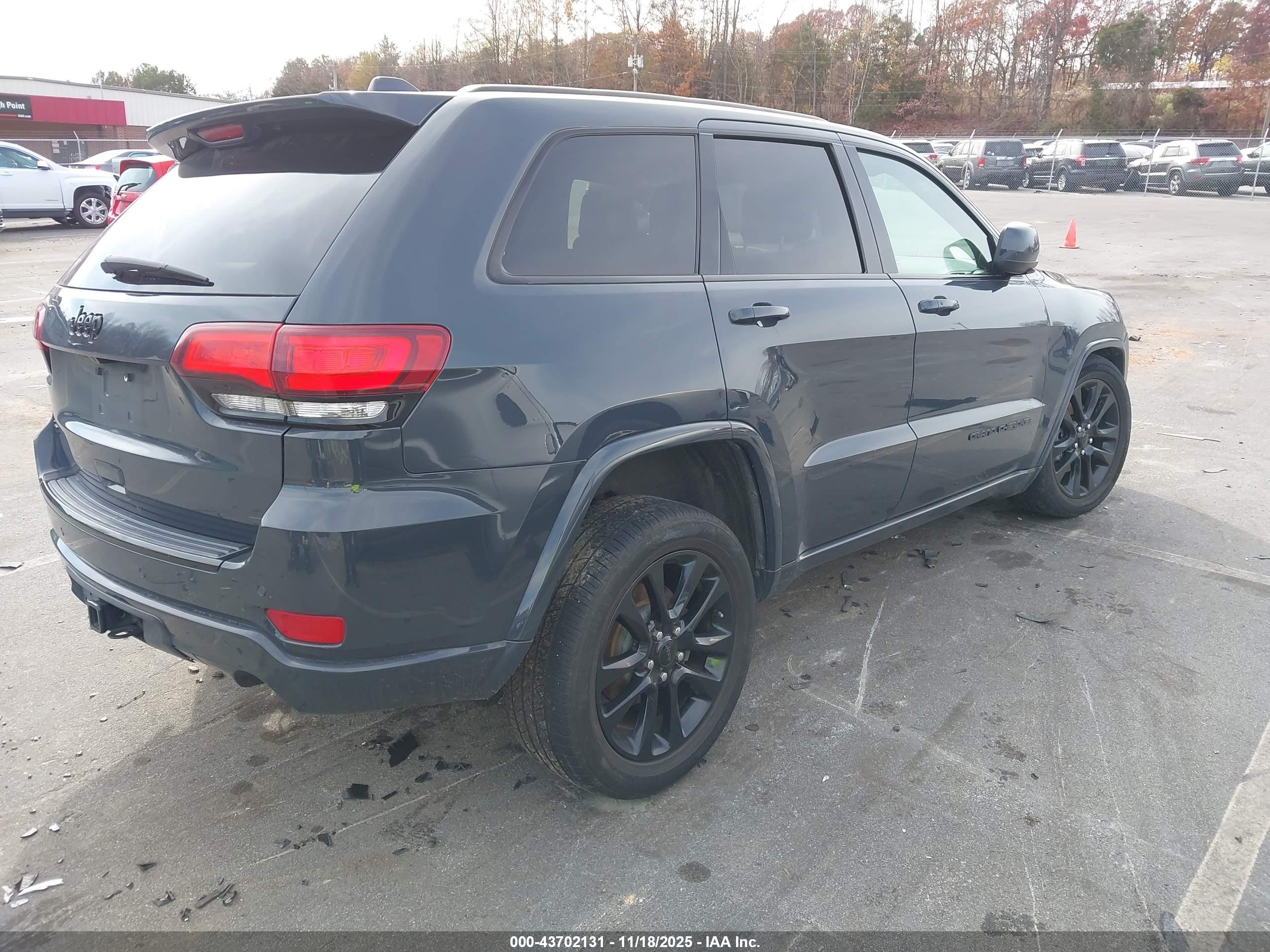 JEEP GRAND image 4