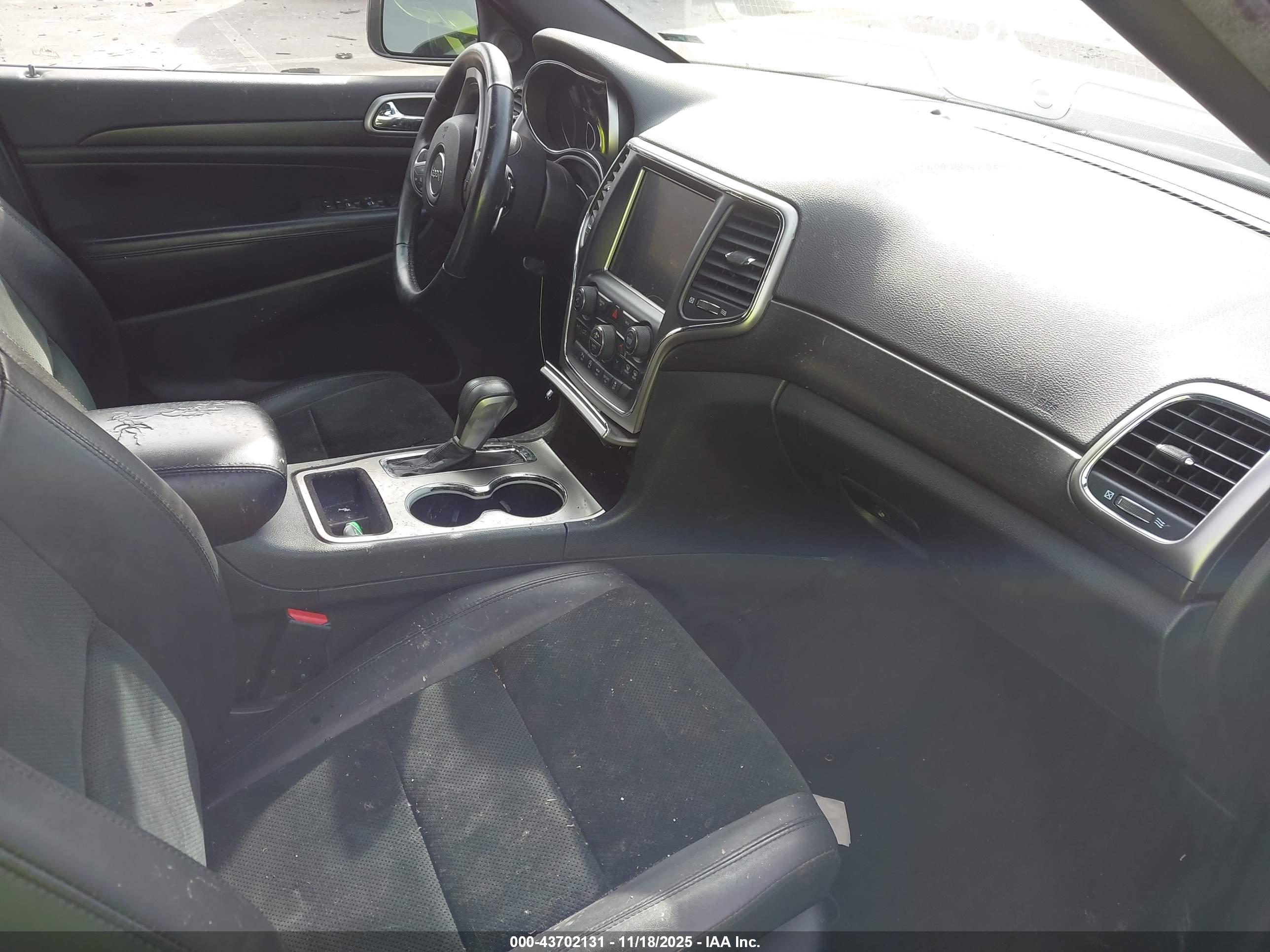 JEEP GRAND image 5