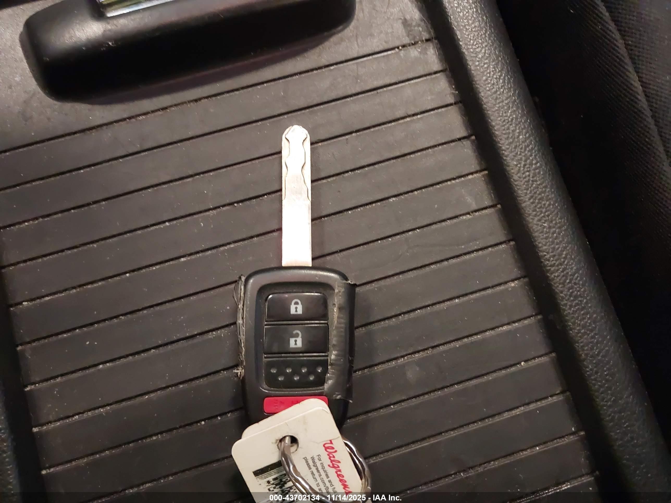 HONDA CR-V image 11