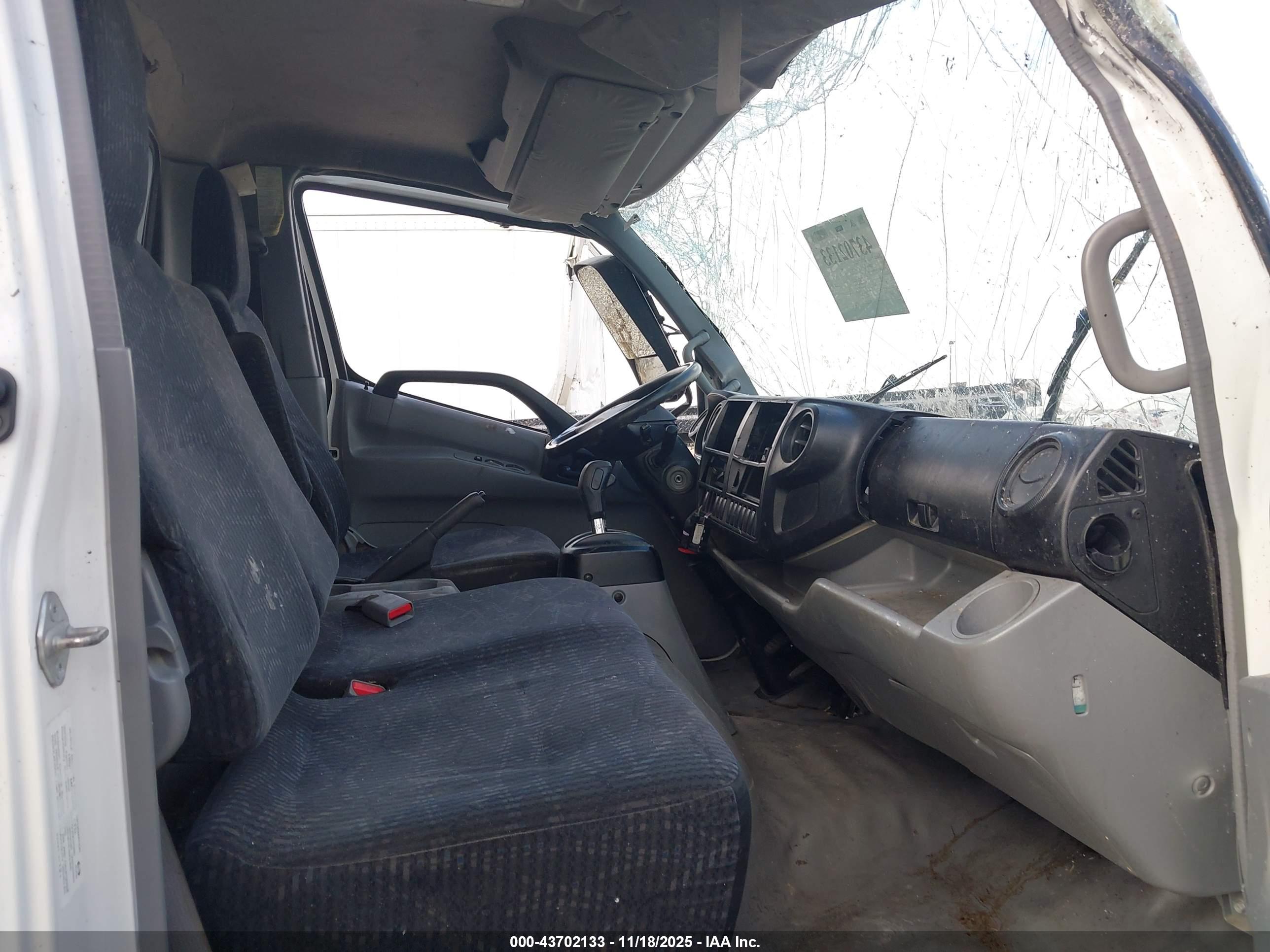 HINO XJC720/XFC720 image 7