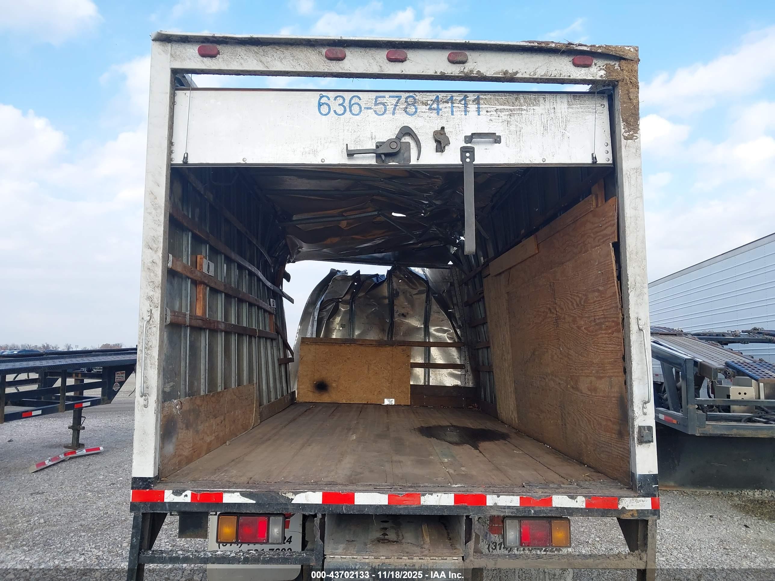HINO XJC720/XFC720 image 8