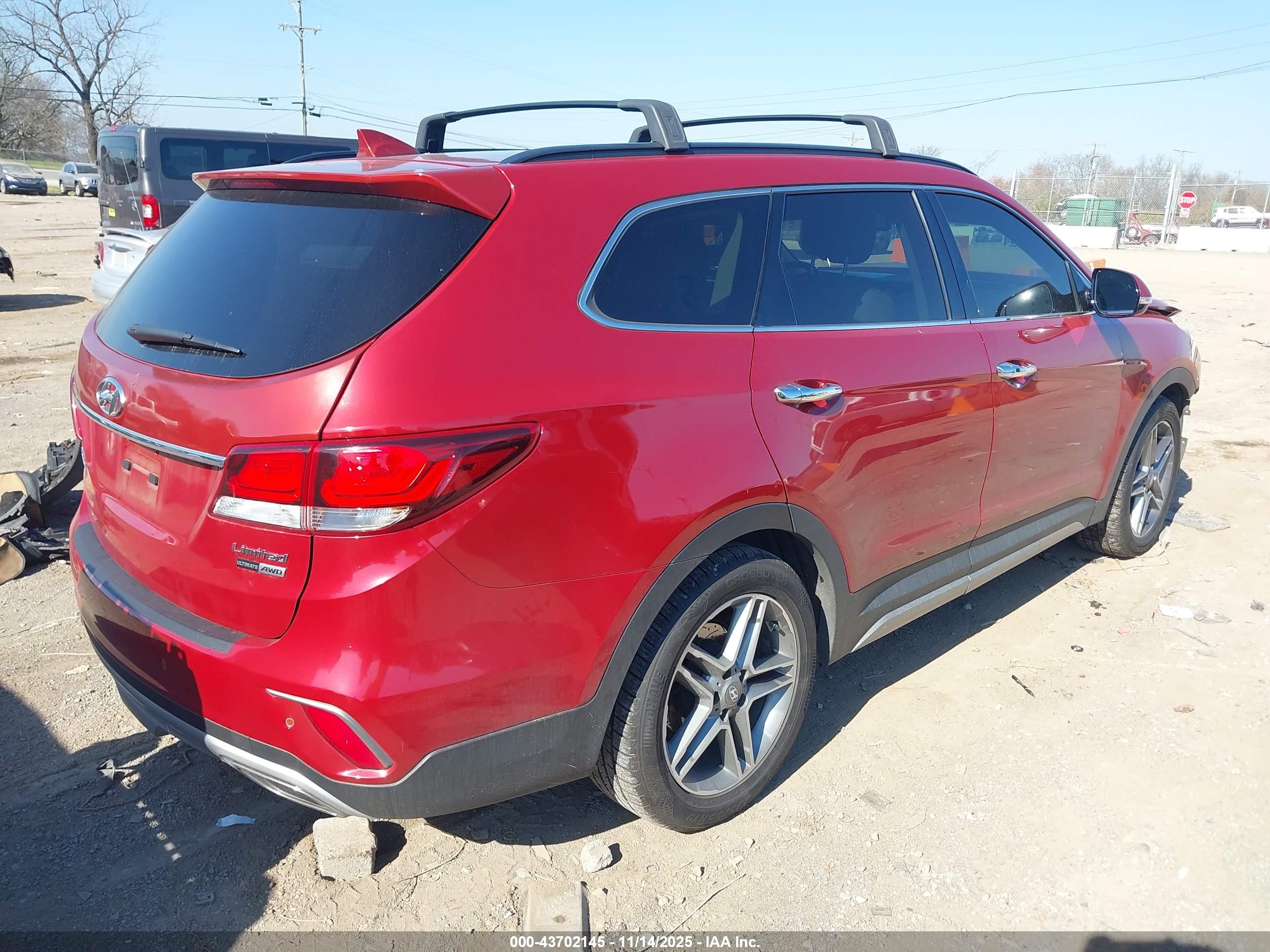 HYUNDAI SANTA image 4