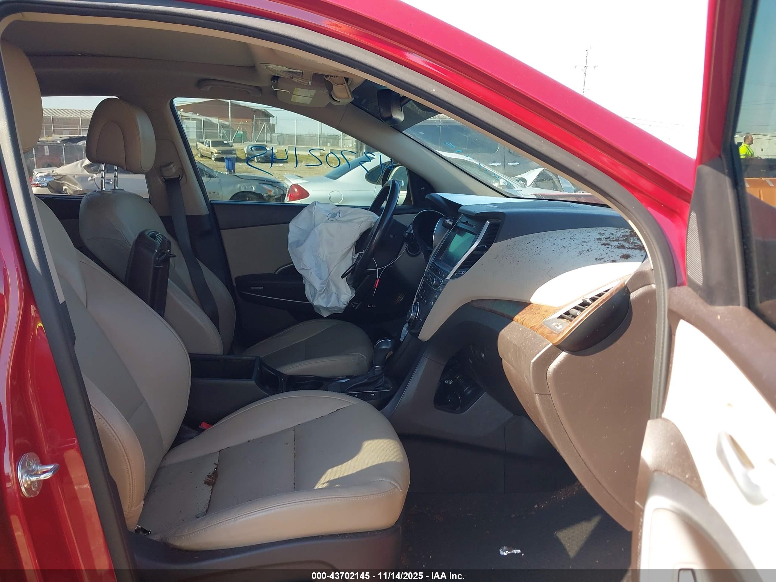 HYUNDAI SANTA image 5