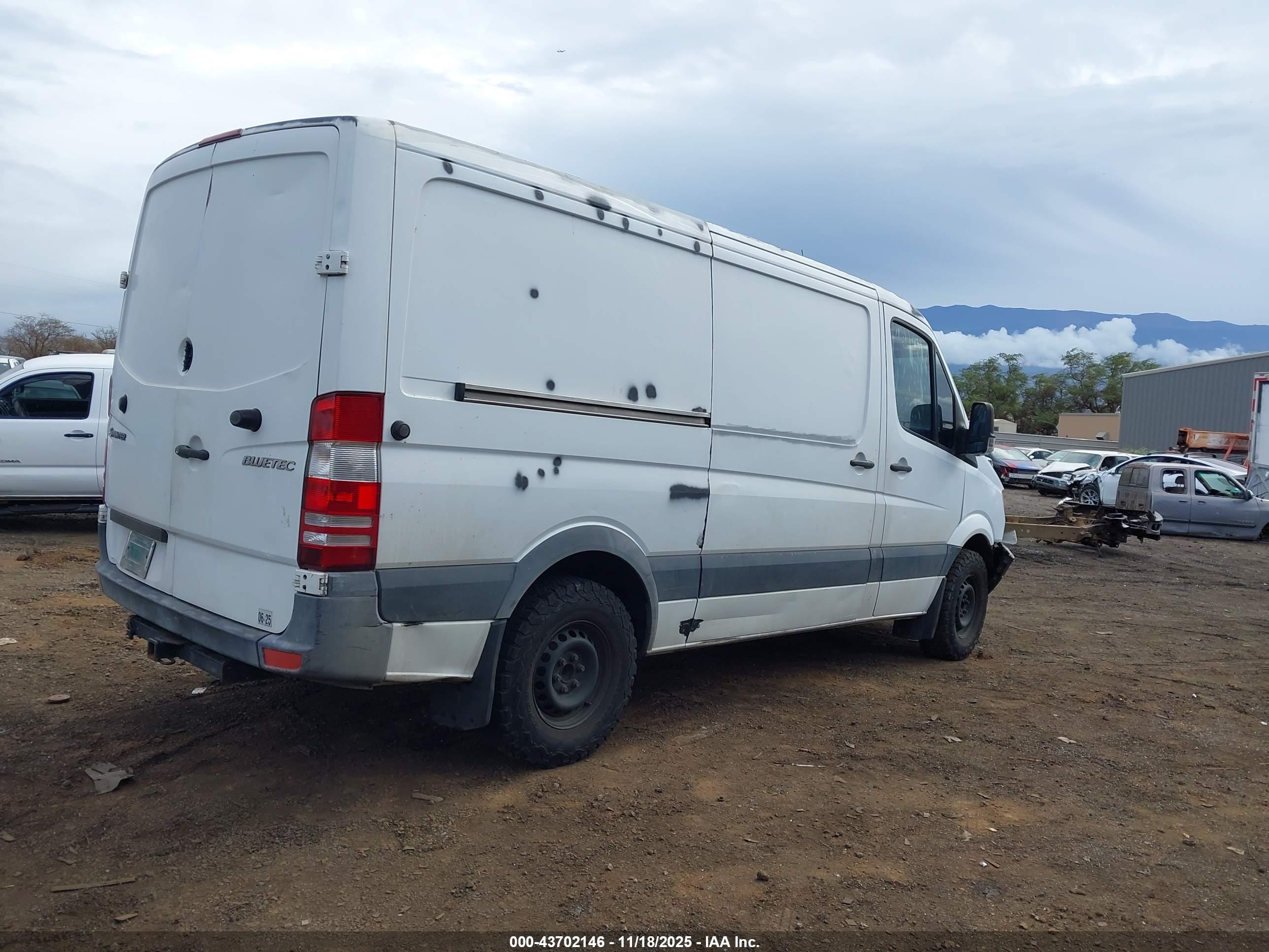 MERCEDES-BENZ SPRINTER image 4