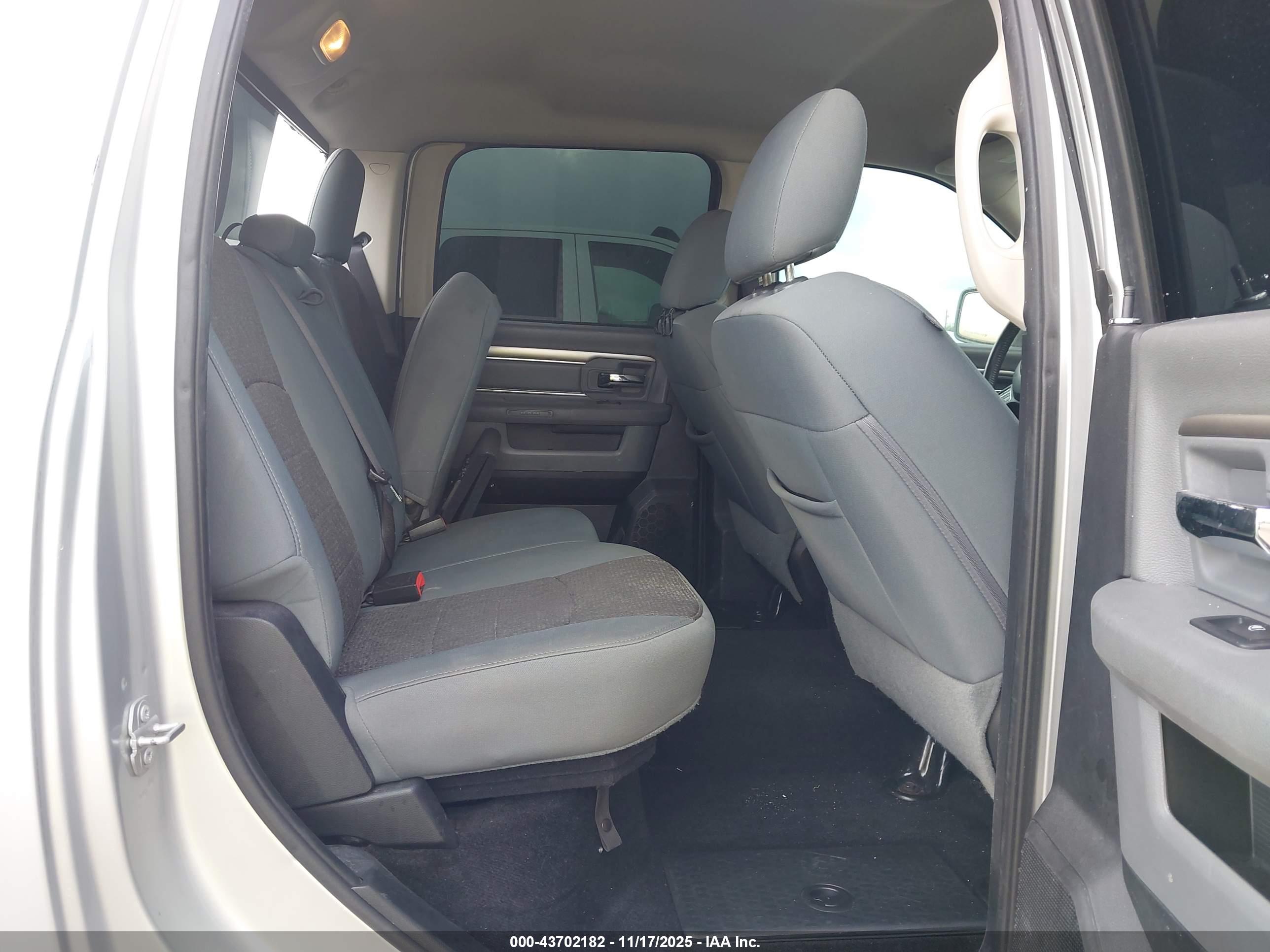 RAM 1500 image 8
