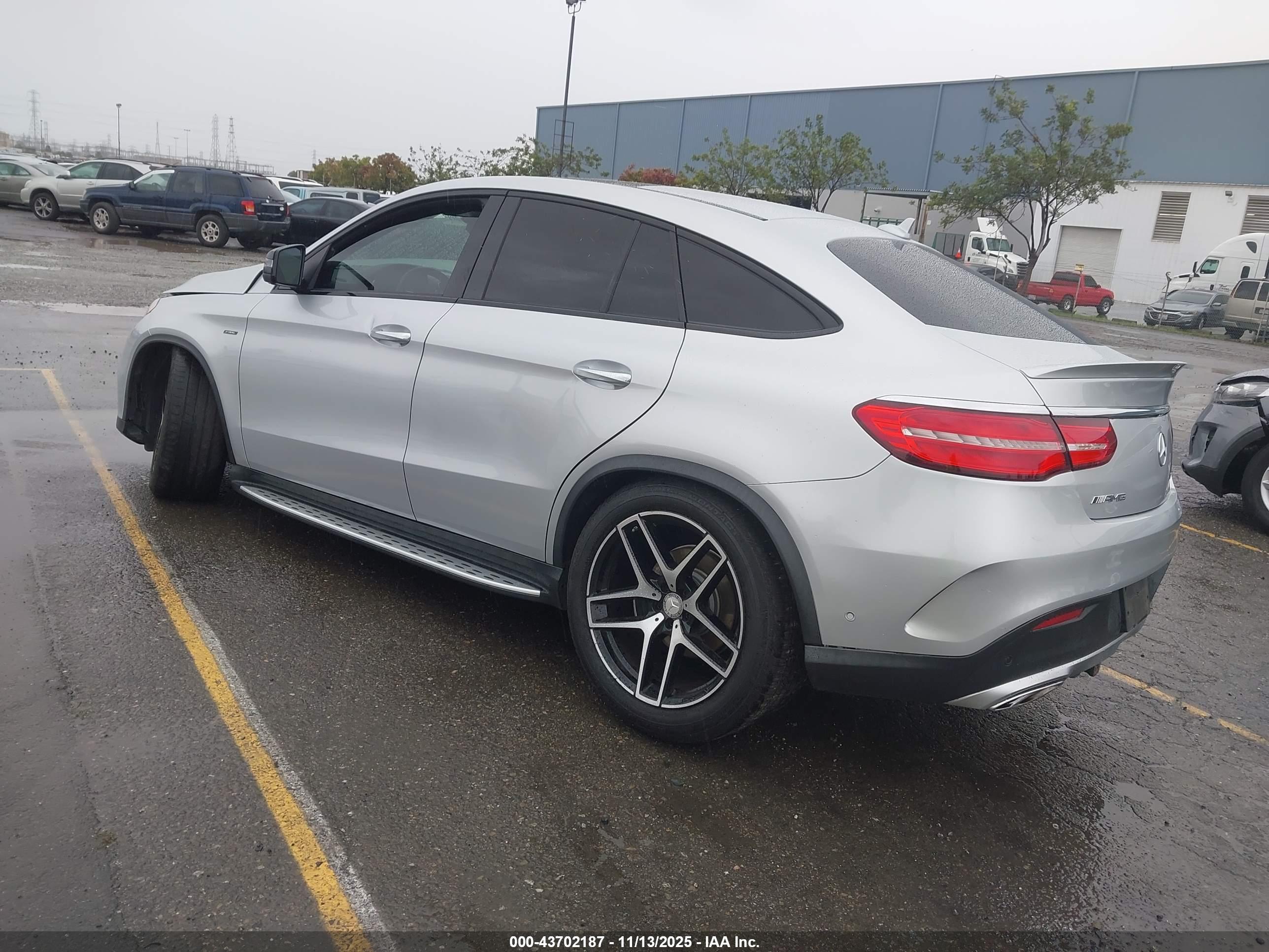 MERCEDES-BENZ GLE image 3