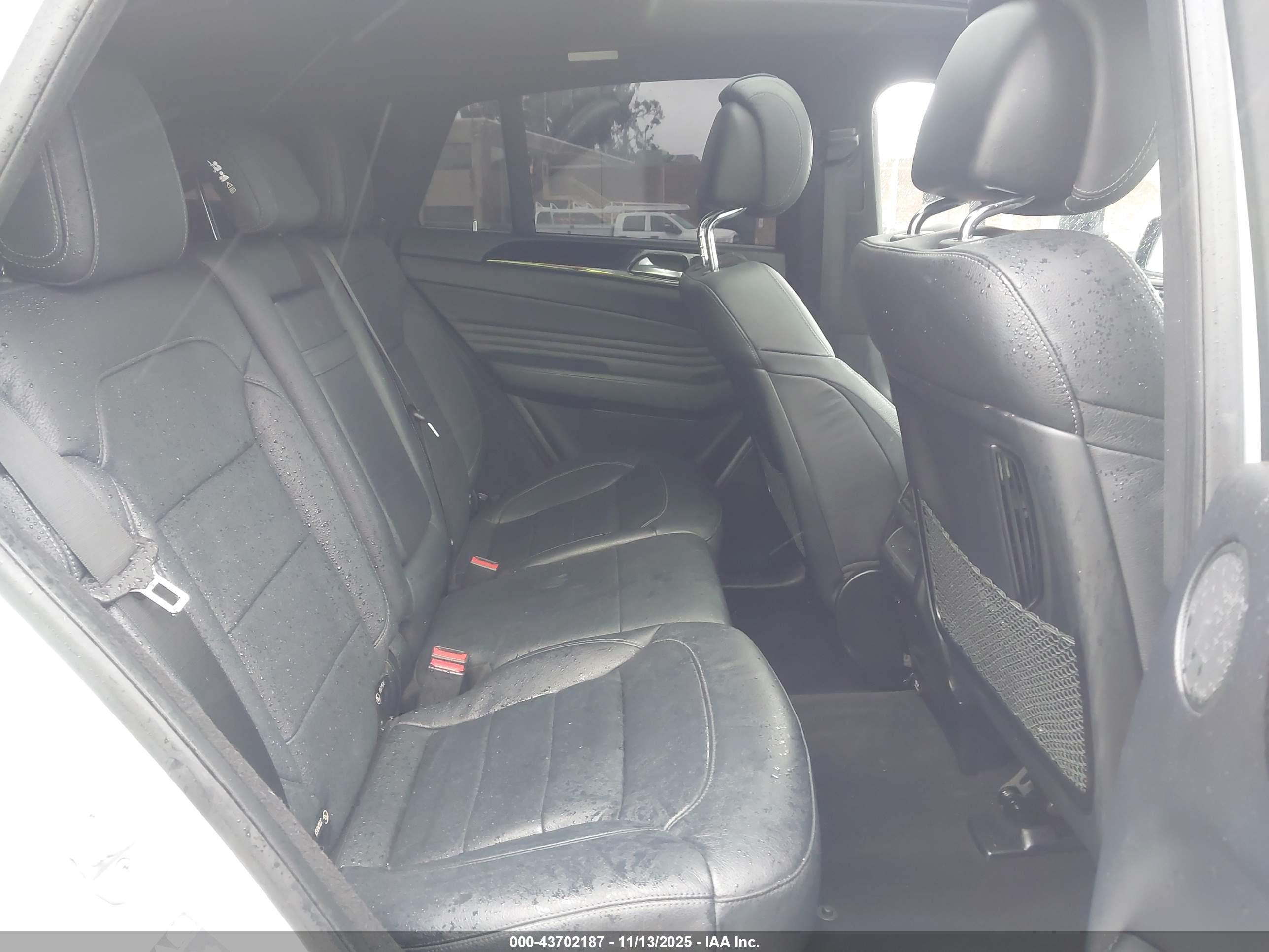 MERCEDES-BENZ GLE image 8