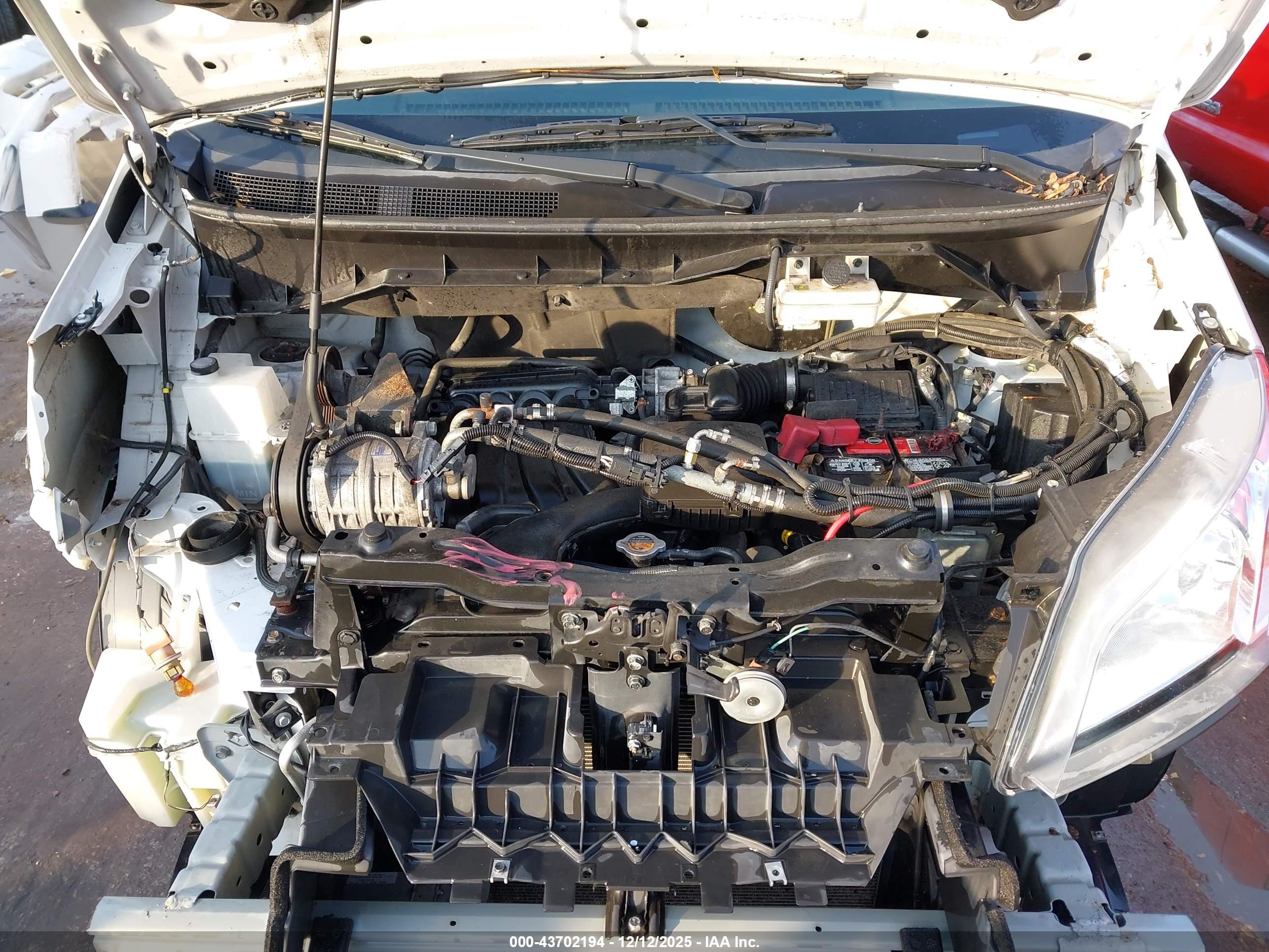 NISSAN NV200 image 10