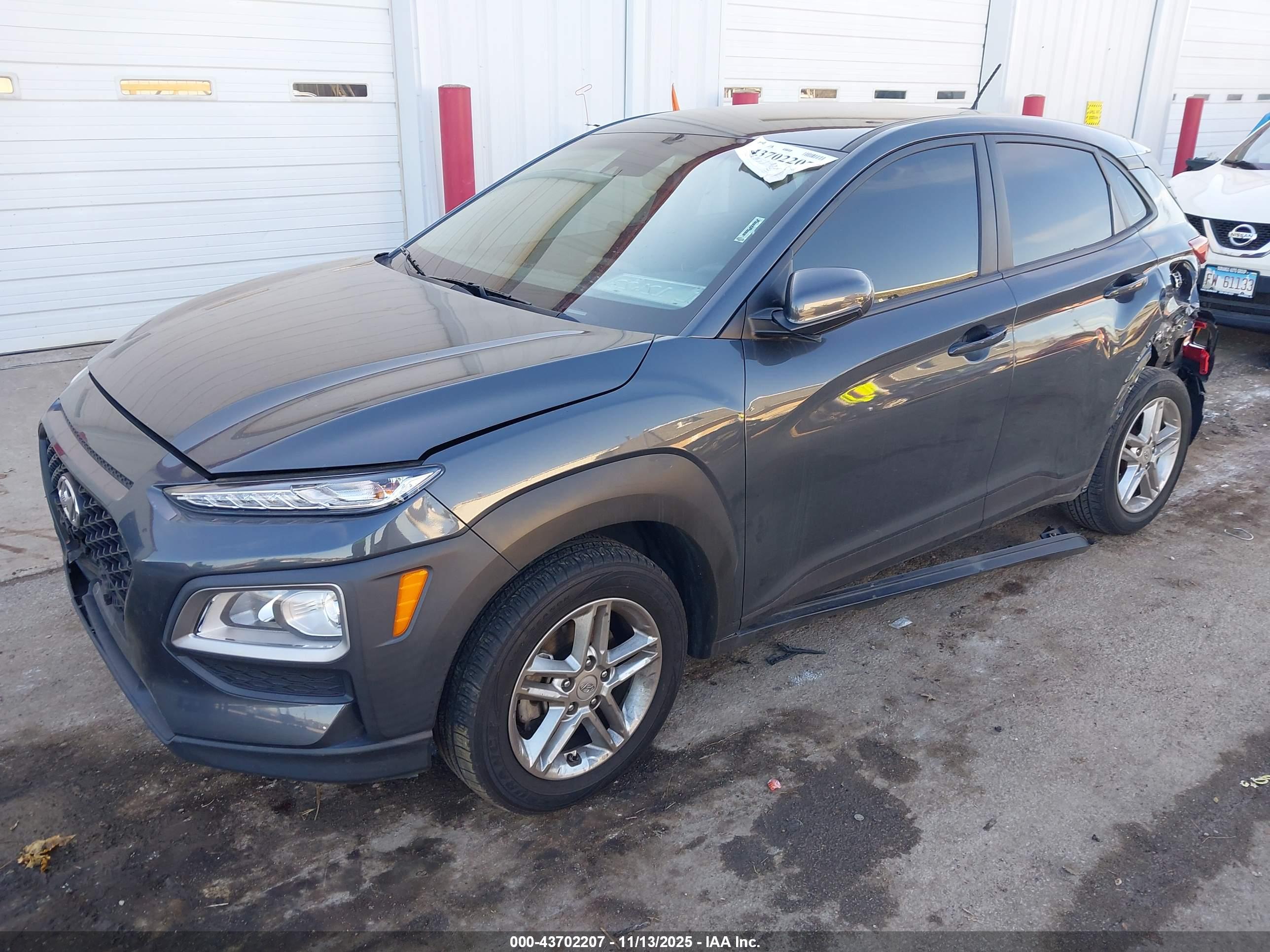 HYUNDAI KONA image 2