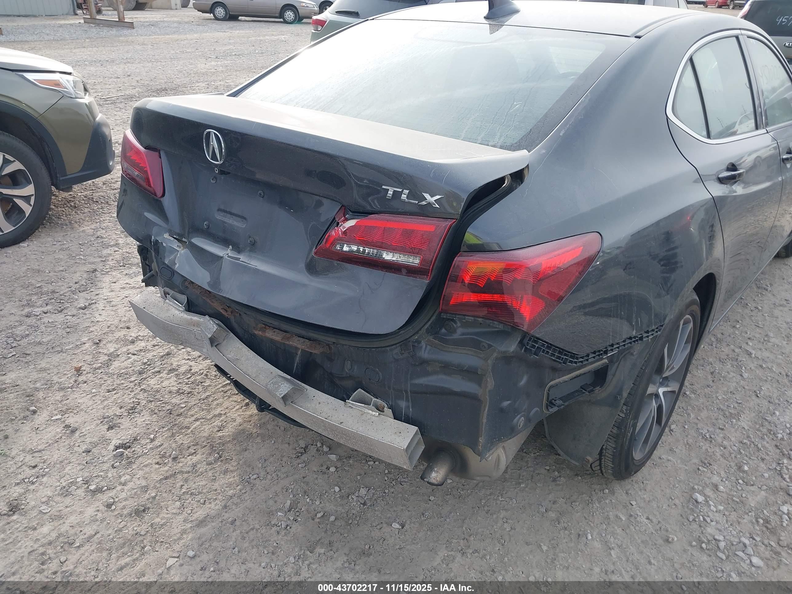 ACURA TLX image 6
