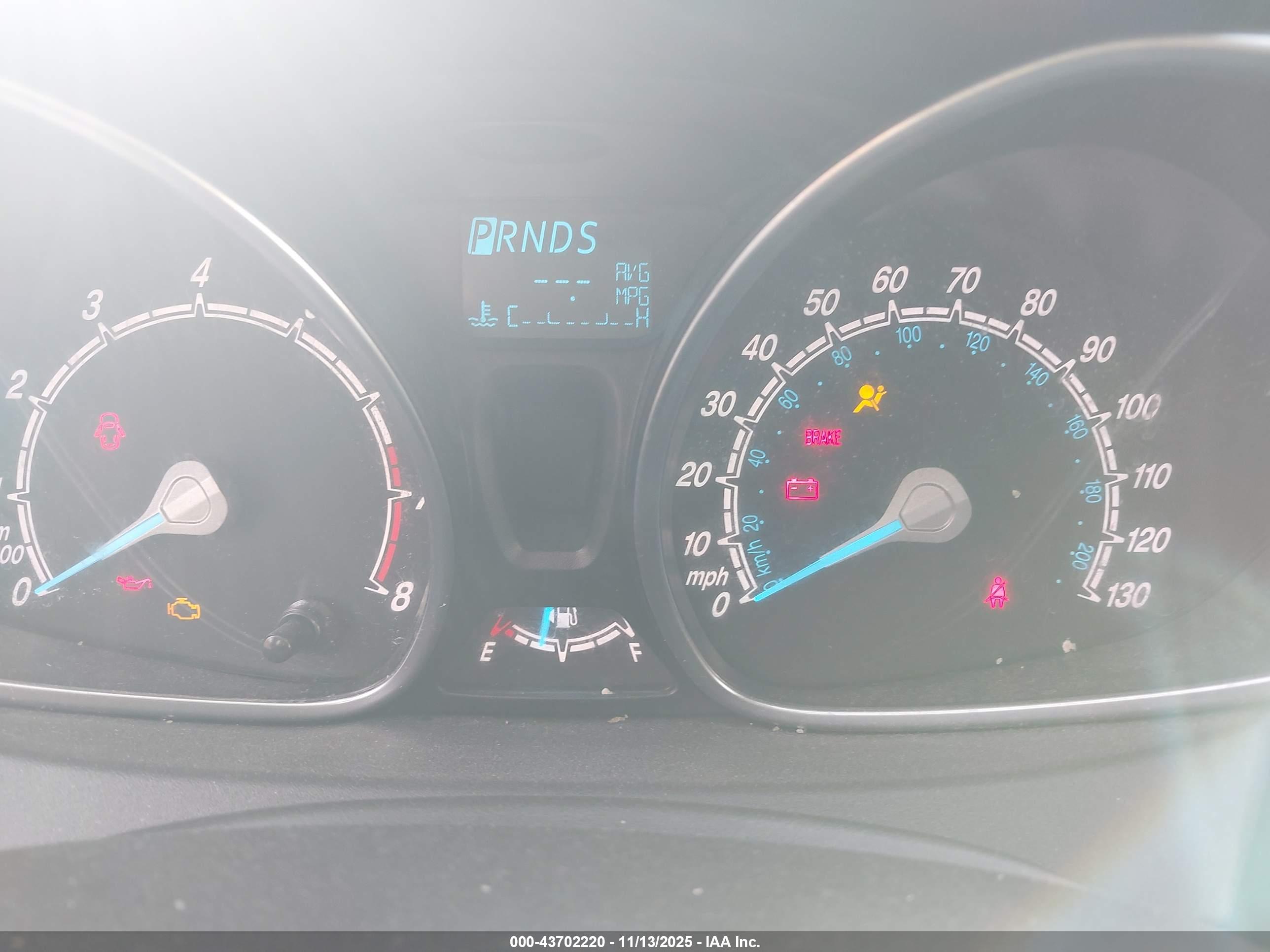 FORD FIESTA image 7