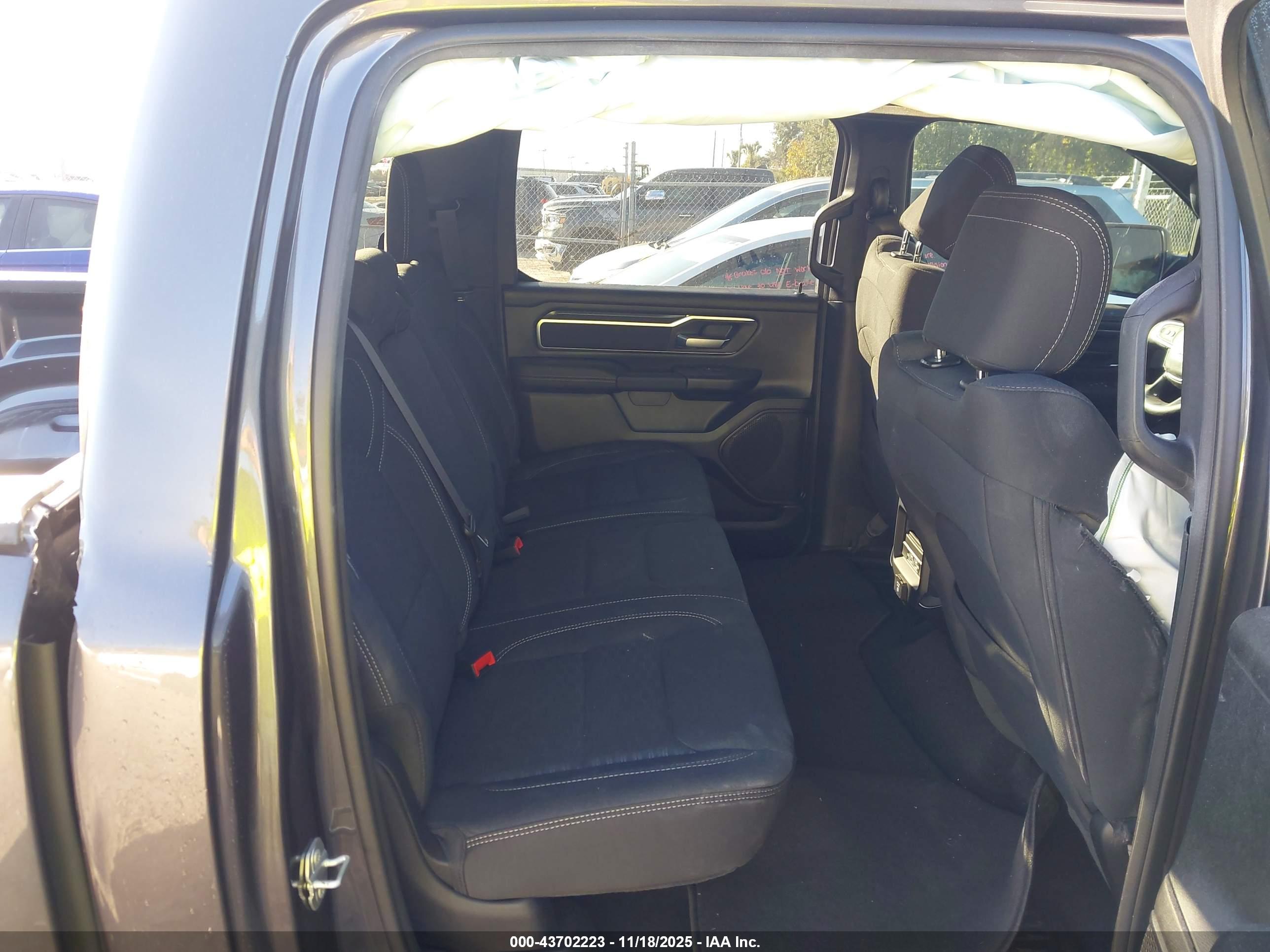 RAM 1500 image 8