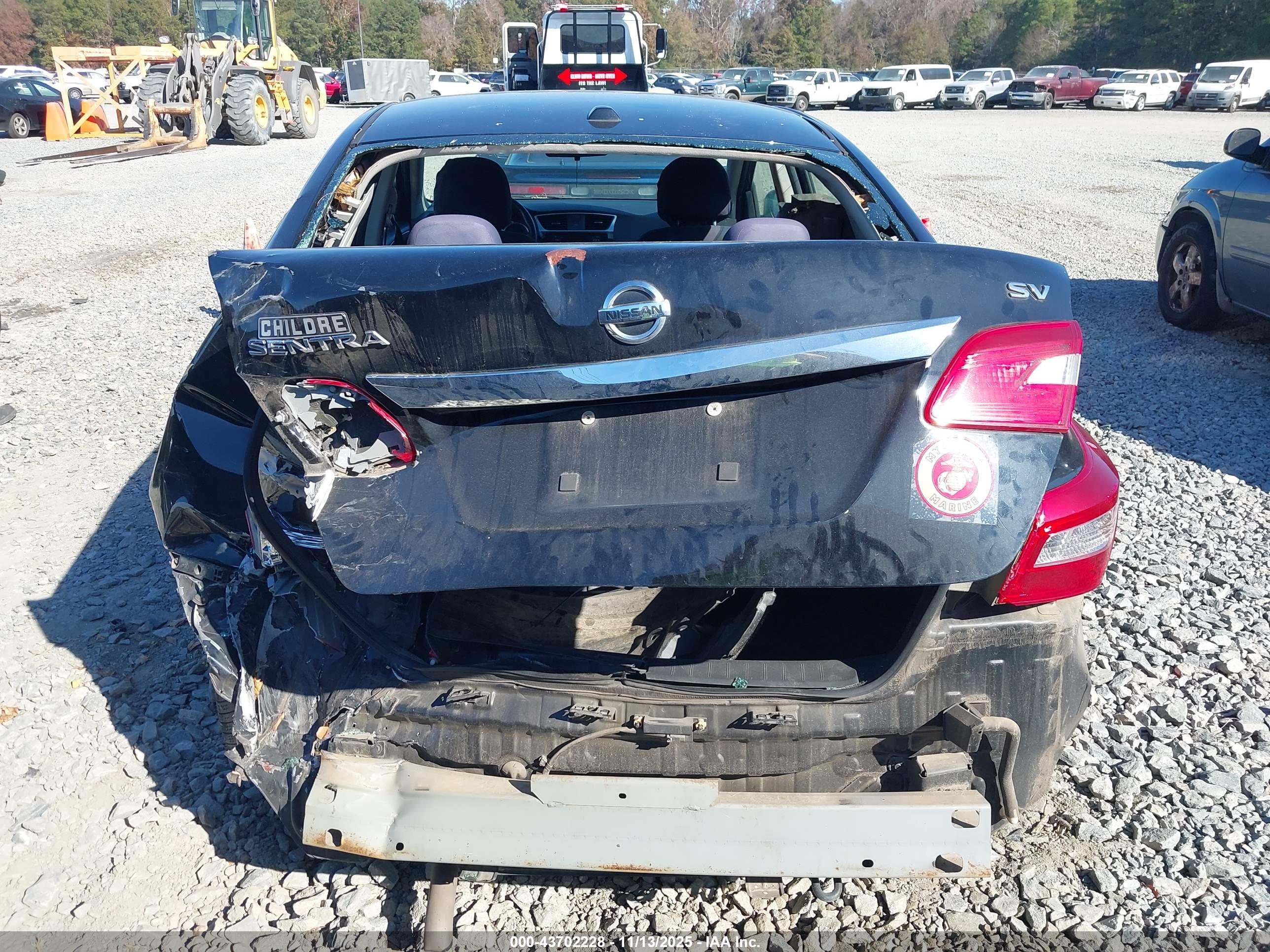 NISSAN SENTRA image 6